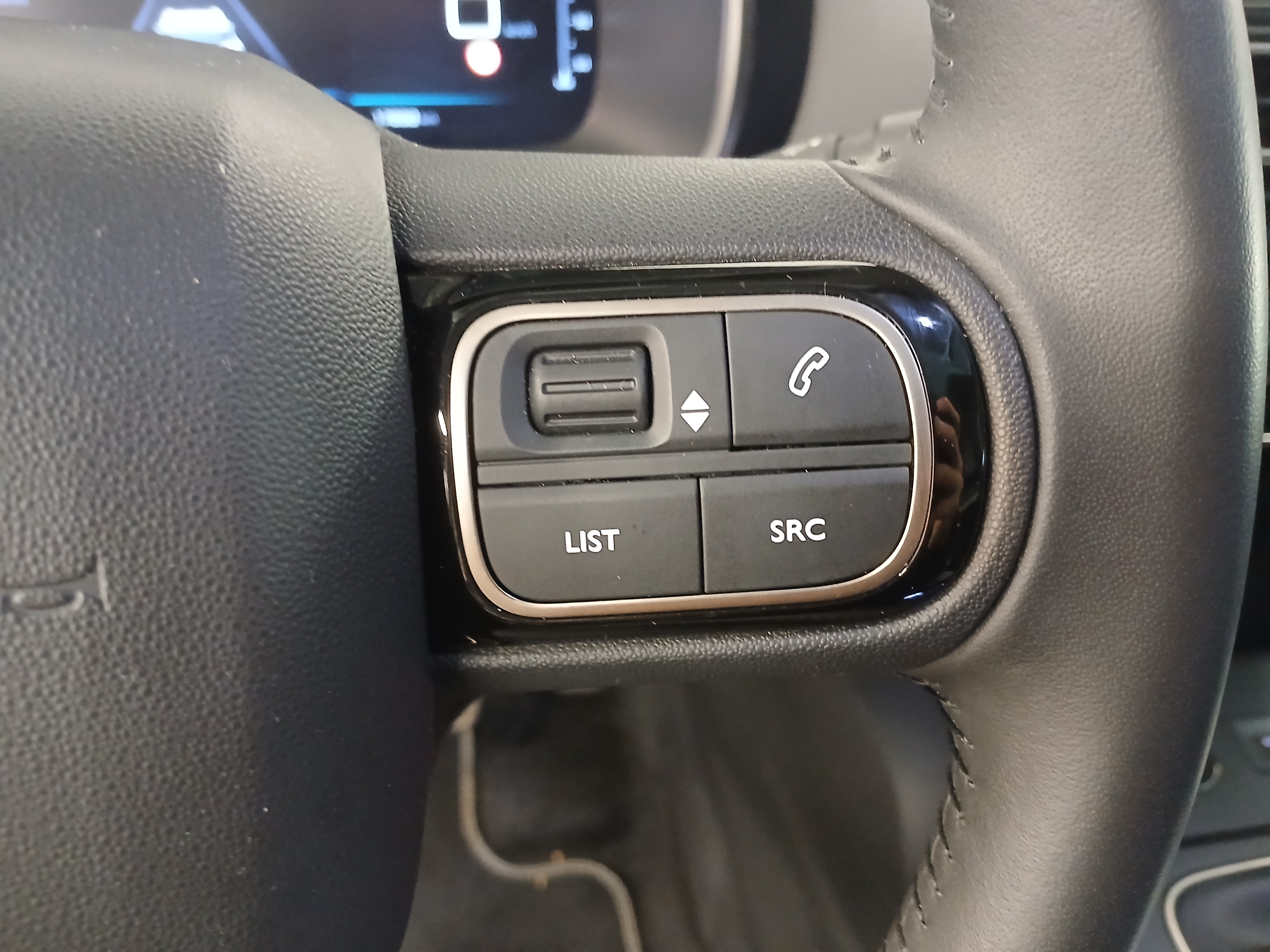 Photo 31 du véhicule CITROEN C5 AIRCROSS