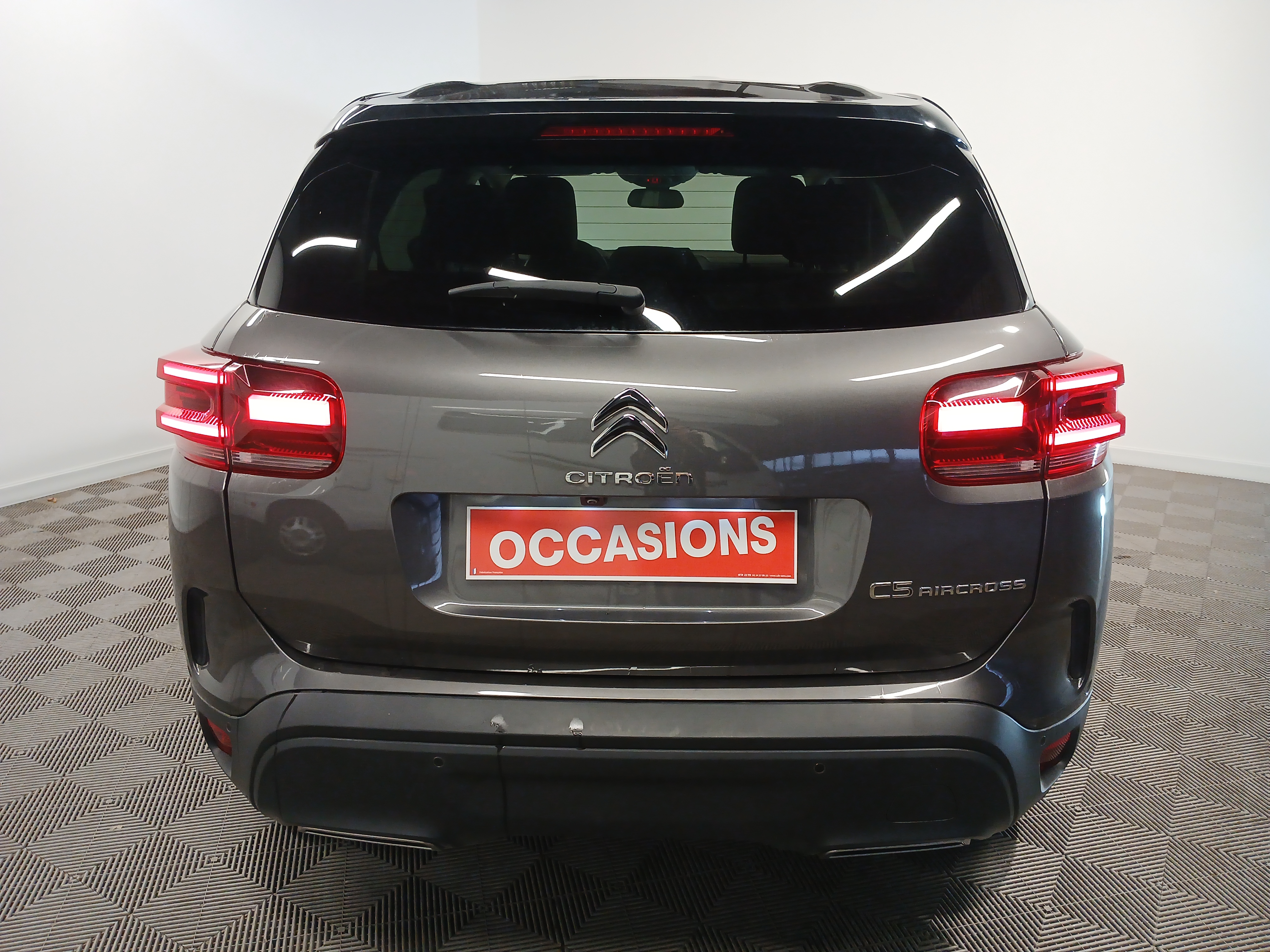 Photo 6 du véhicule CITROEN C5 AIRCROSS