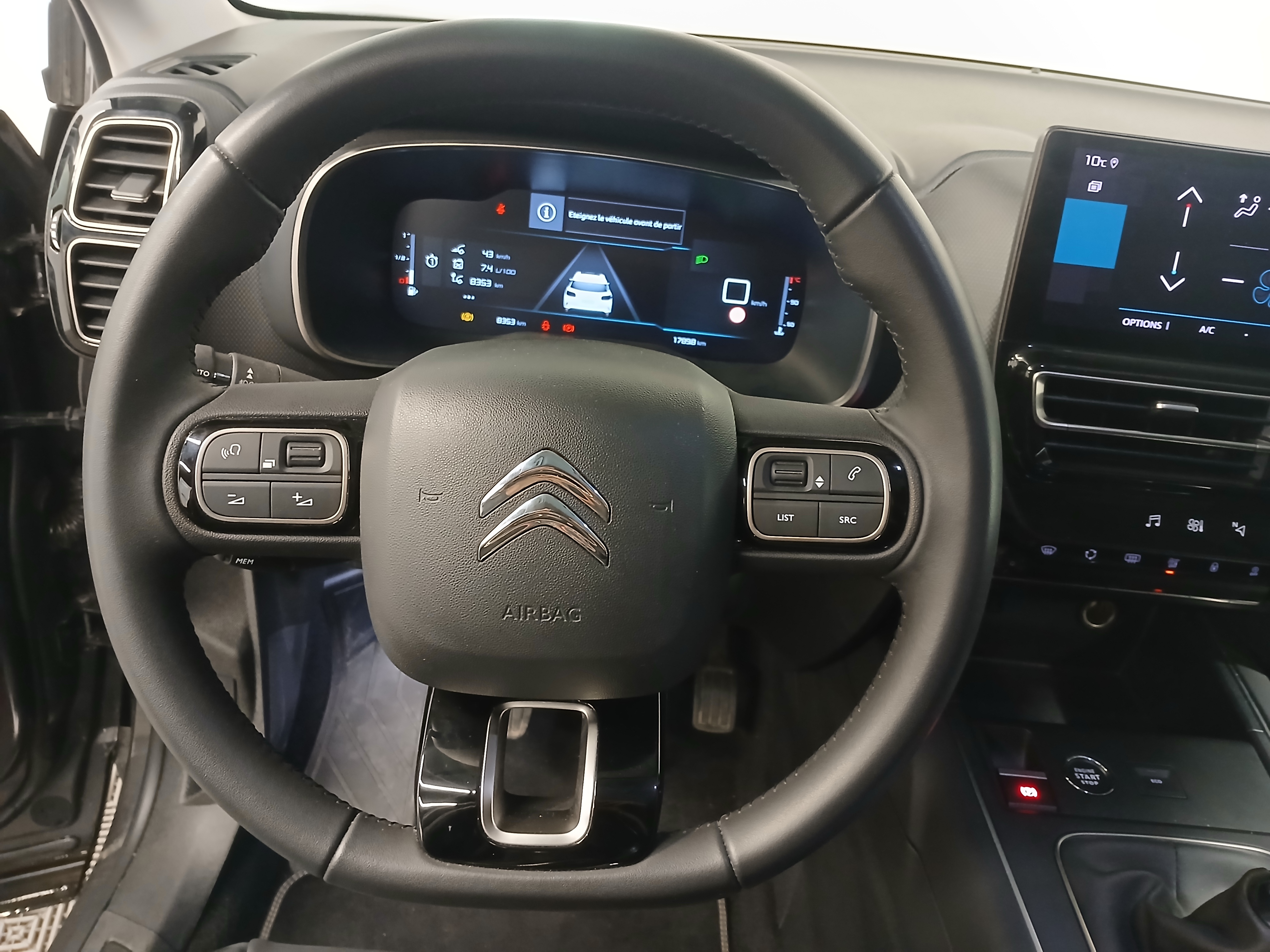 Photo 12 du véhicule CITROEN C5 AIRCROSS
