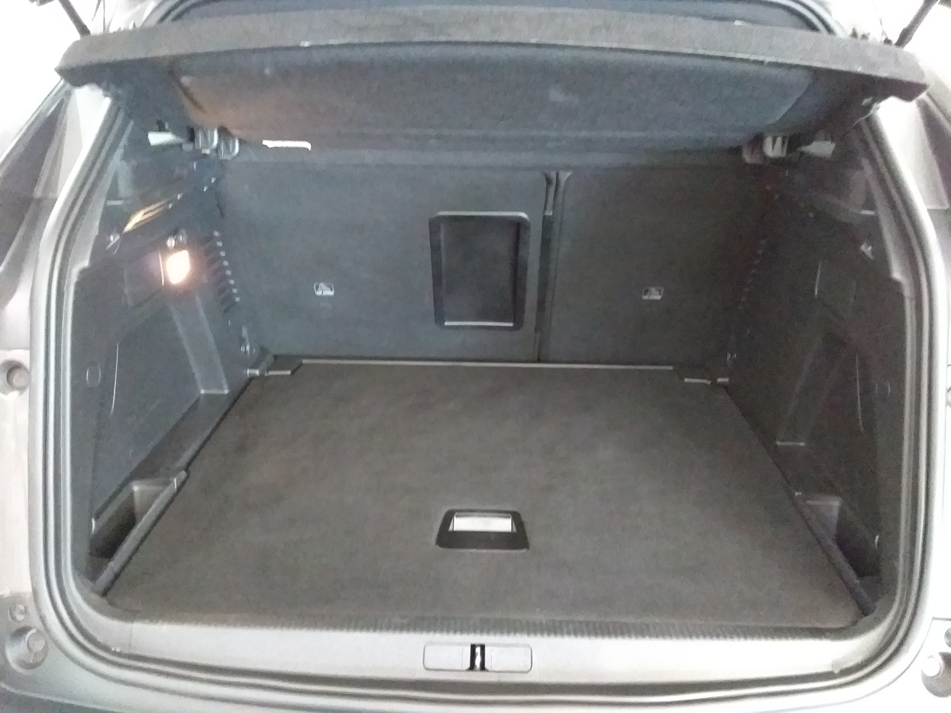 Photo 10 du véhicule PEUGEOT 3008