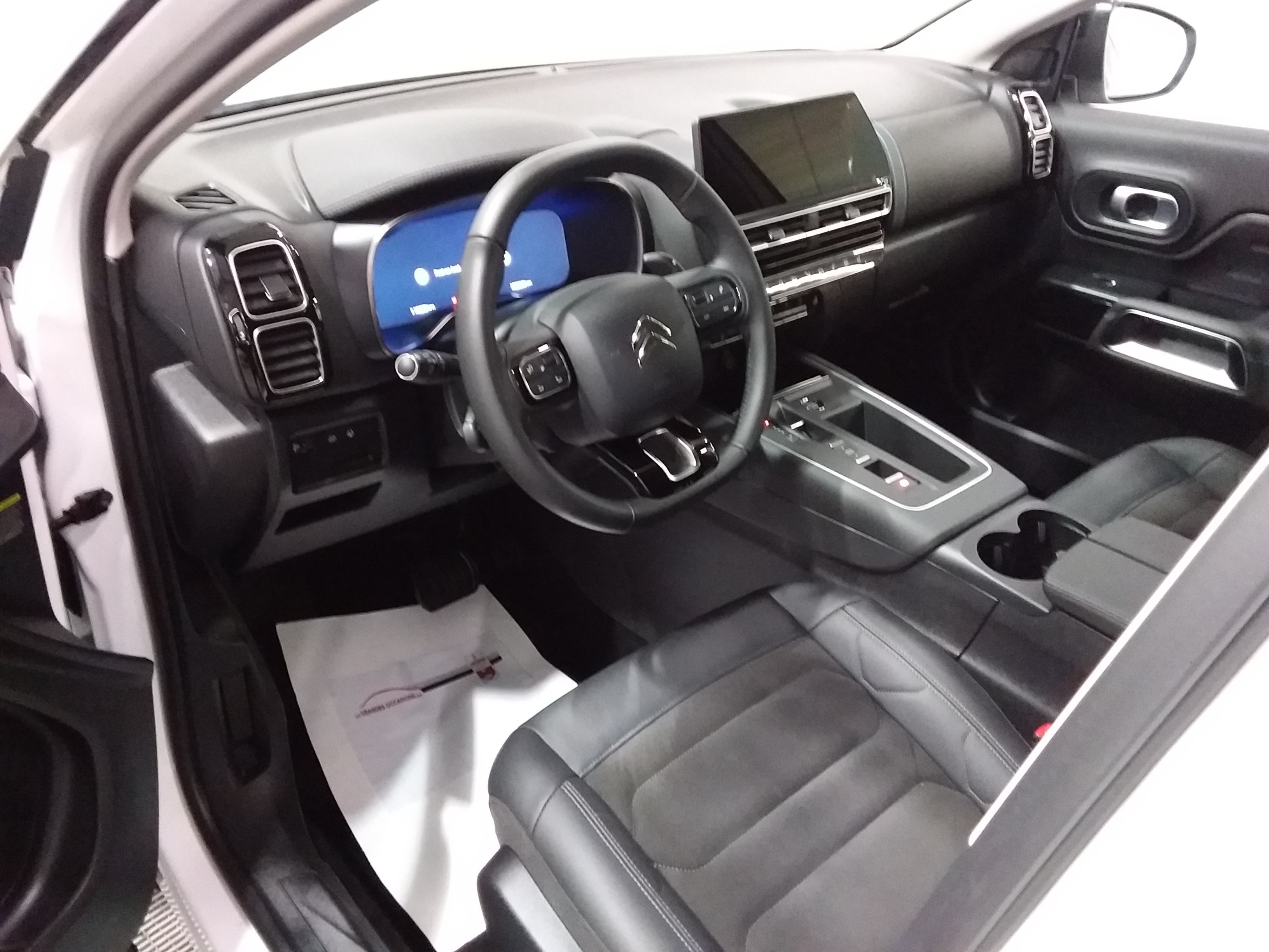 Photo 13 du véhicule CITROEN C5 AIRCROSS