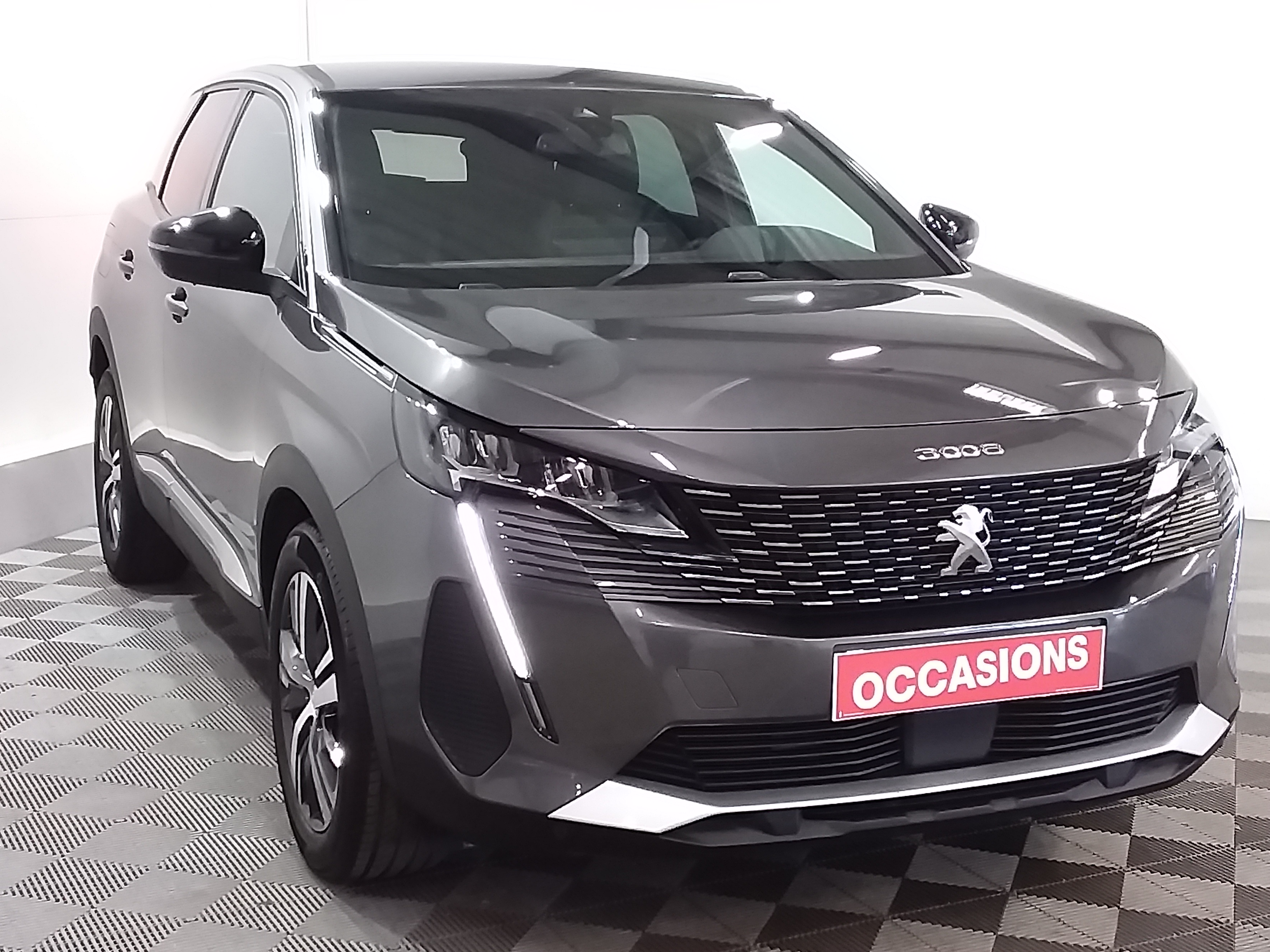 Photo 3 du véhicule PEUGEOT 3008