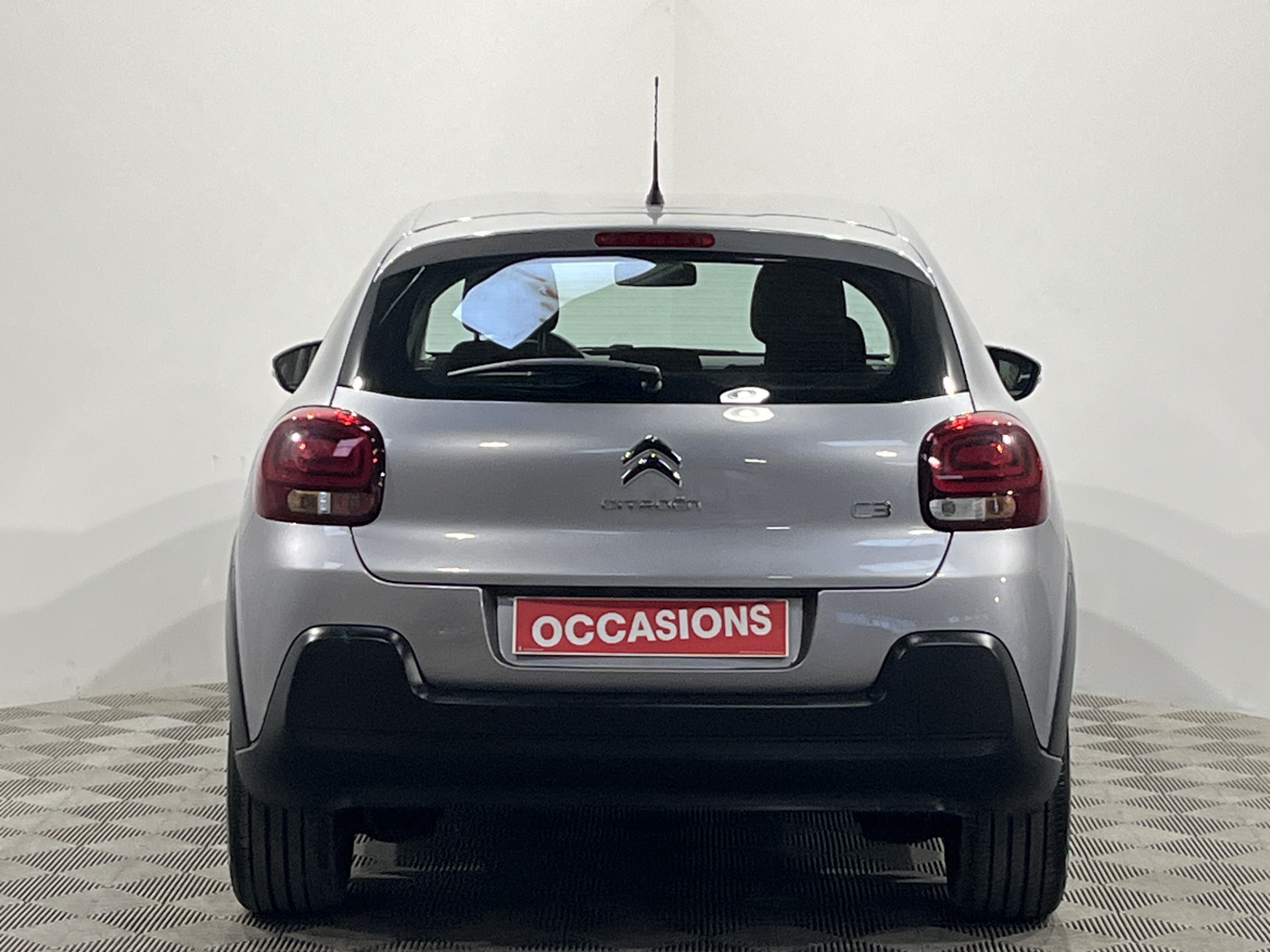 Photo 6 du véhicule CITROEN C3