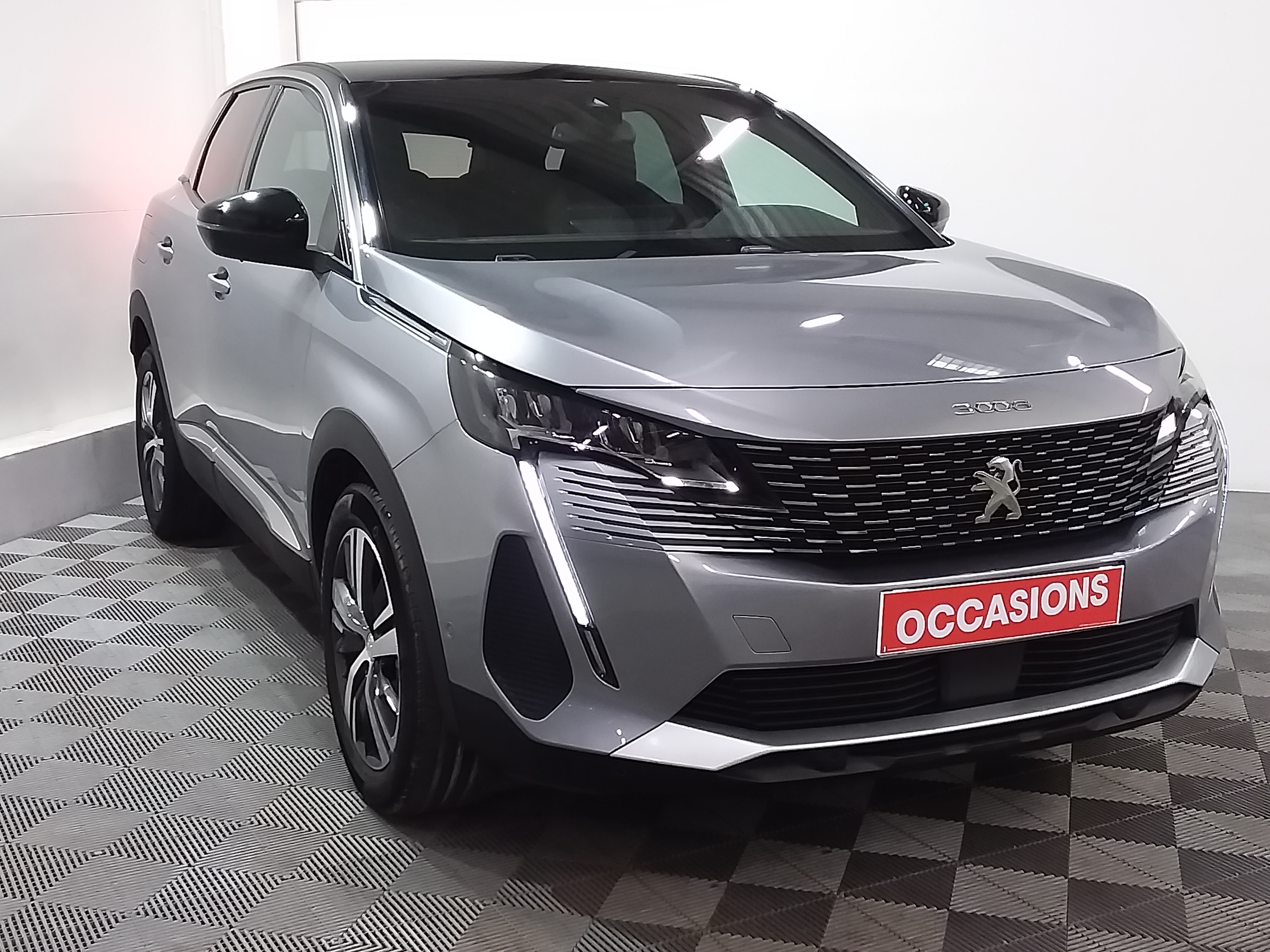 Photo 3 du véhicule PEUGEOT 3008