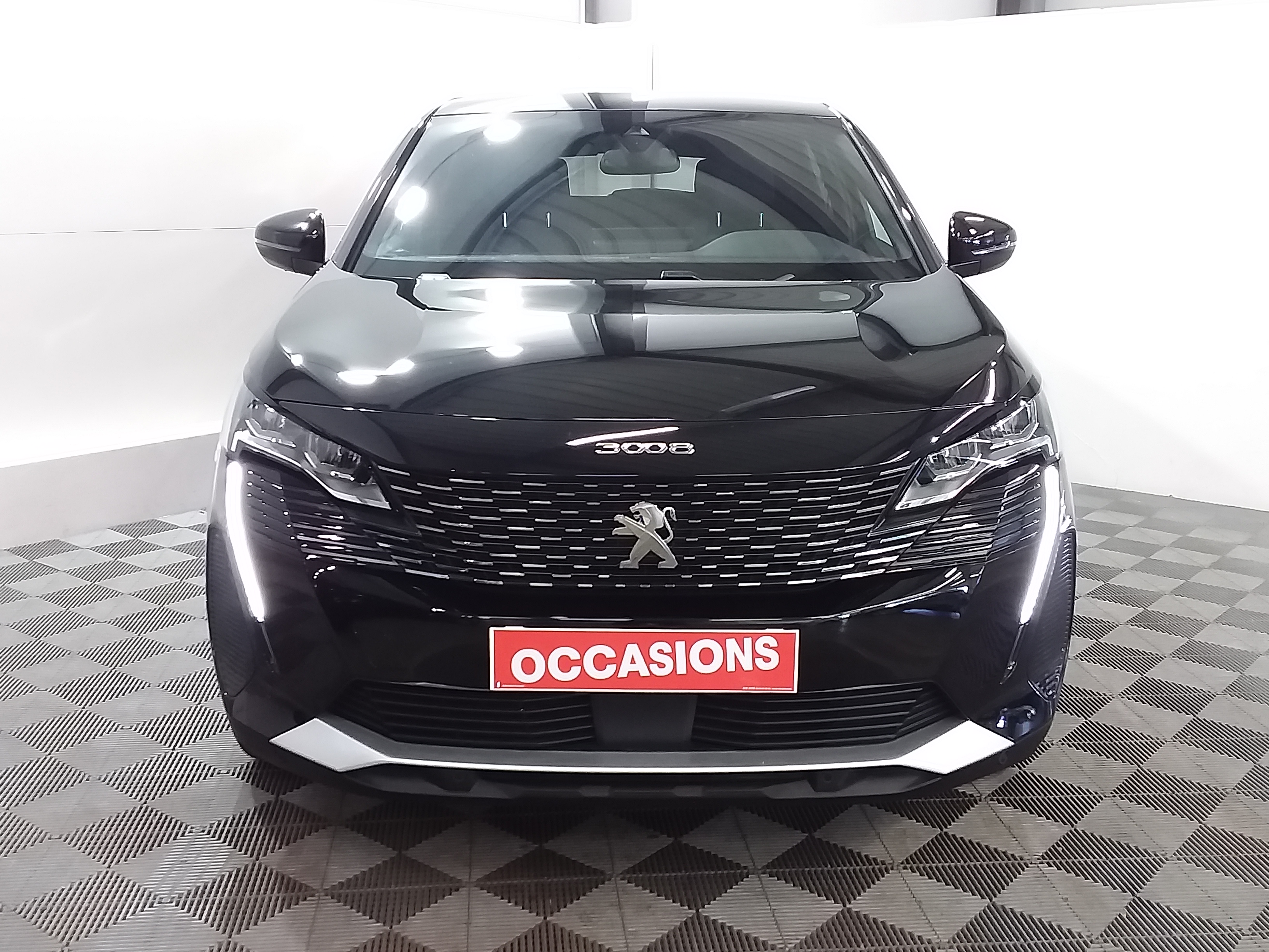 Photo 2 du véhicule PEUGEOT 3008