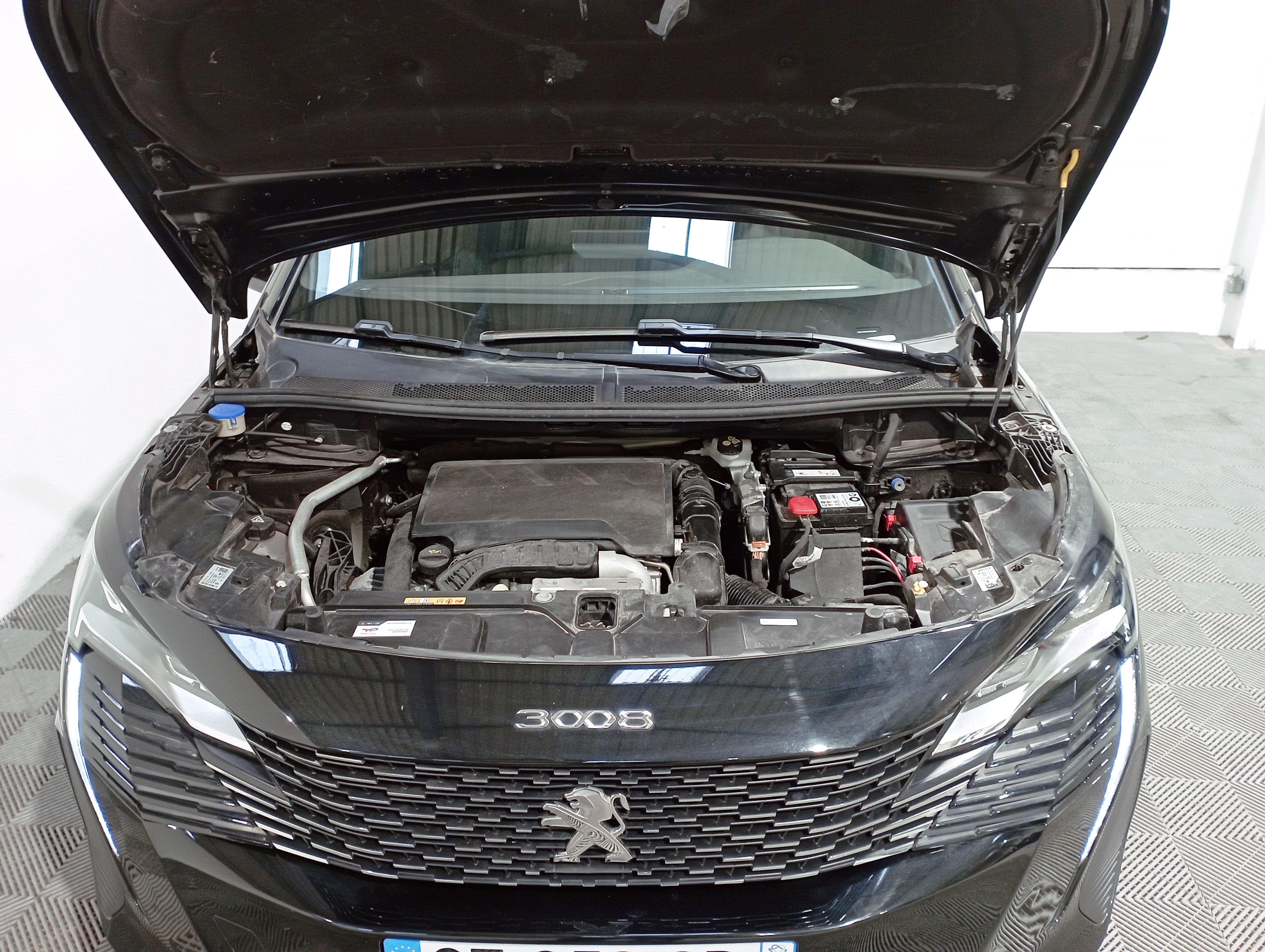 Photo 41 du véhicule PEUGEOT 3008