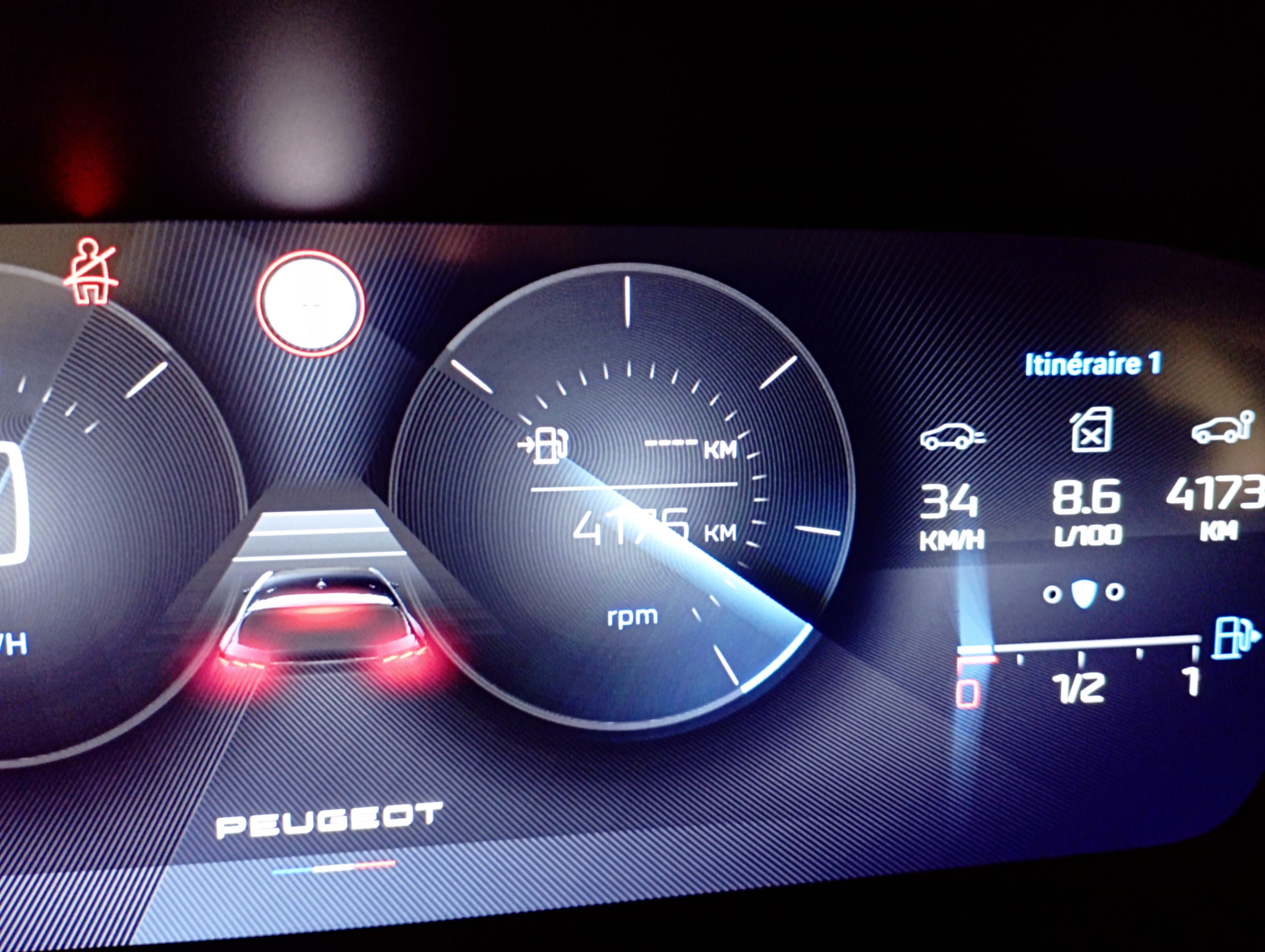 Photo 32 du véhicule PEUGEOT 308