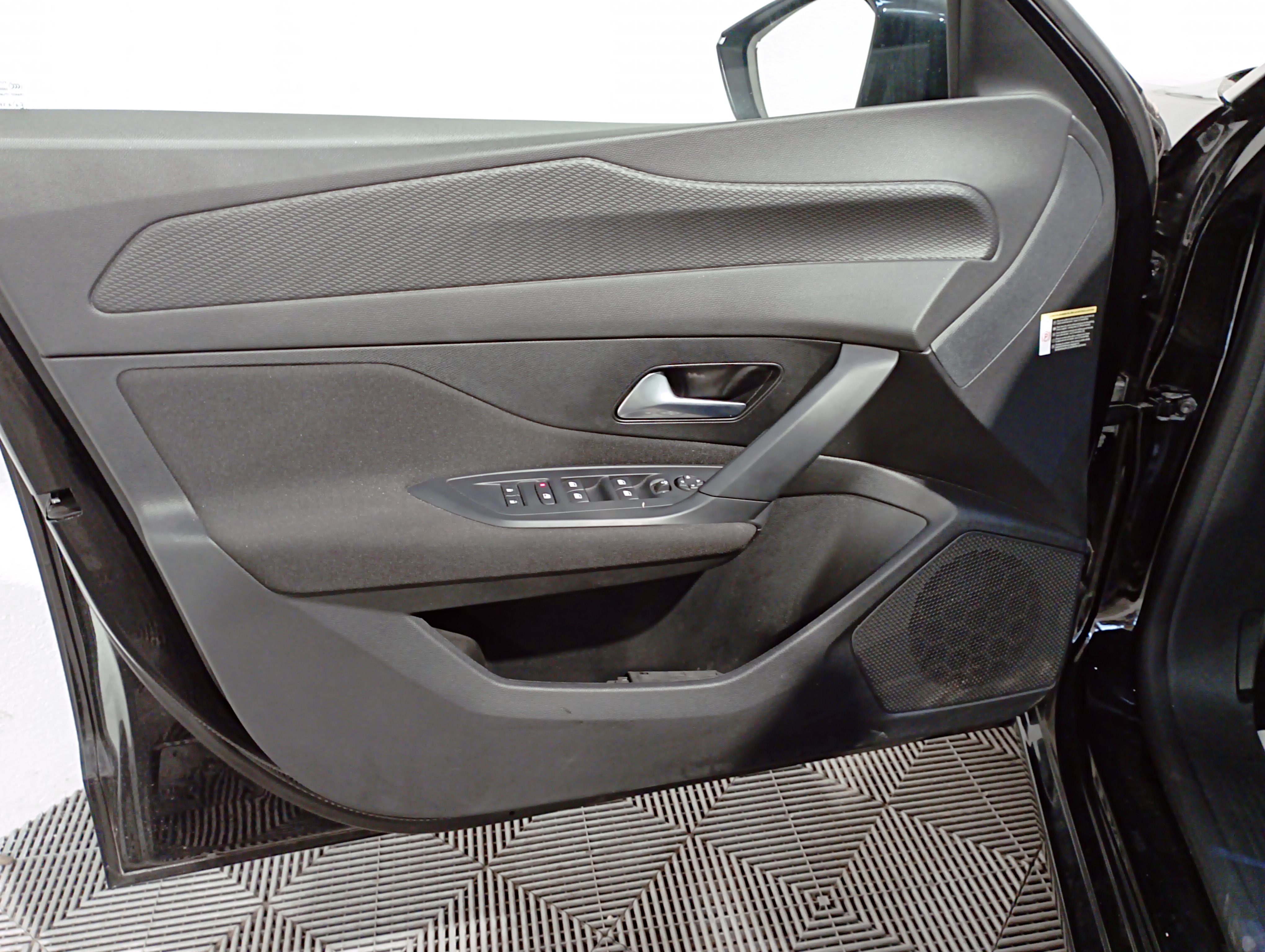 Photo 34 du véhicule PEUGEOT 308