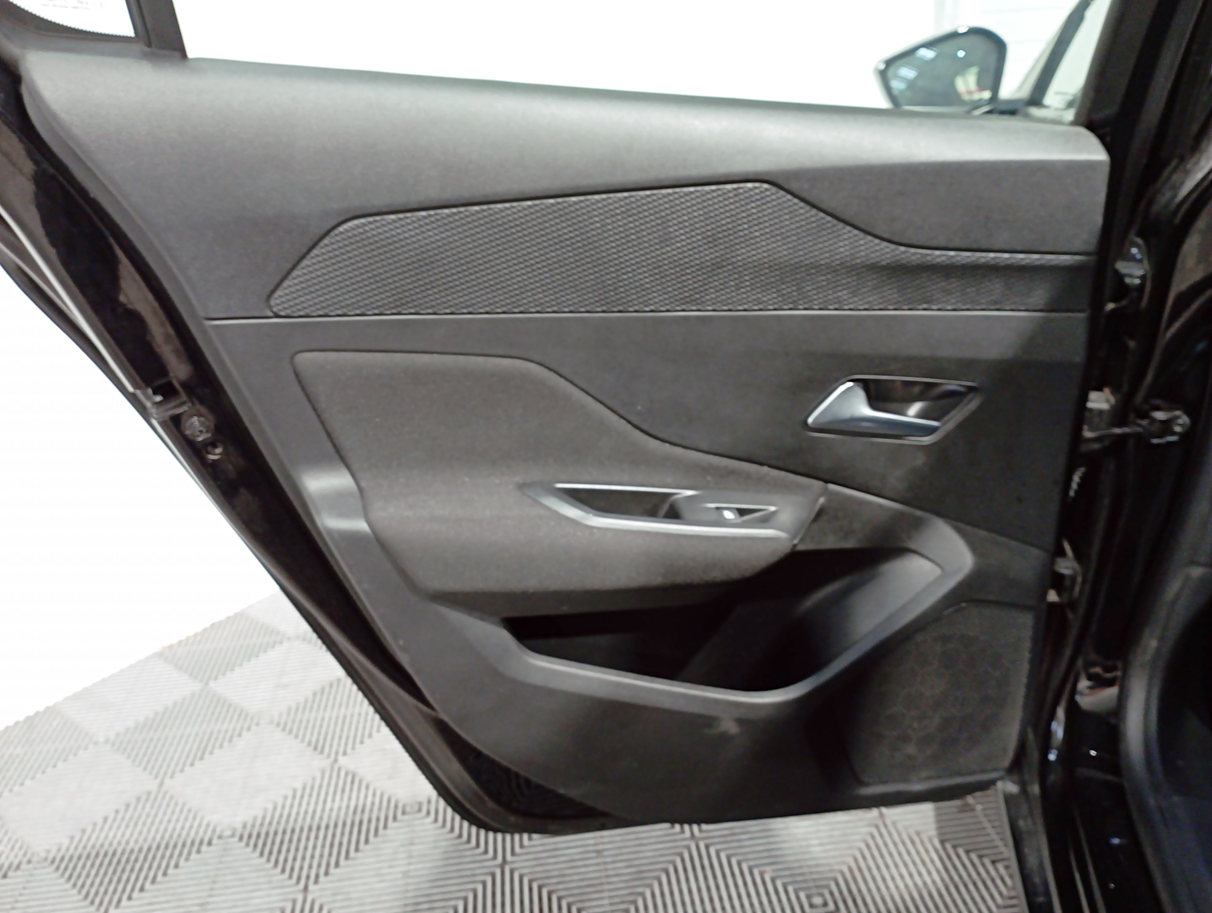 Photo 18 du véhicule PEUGEOT 308