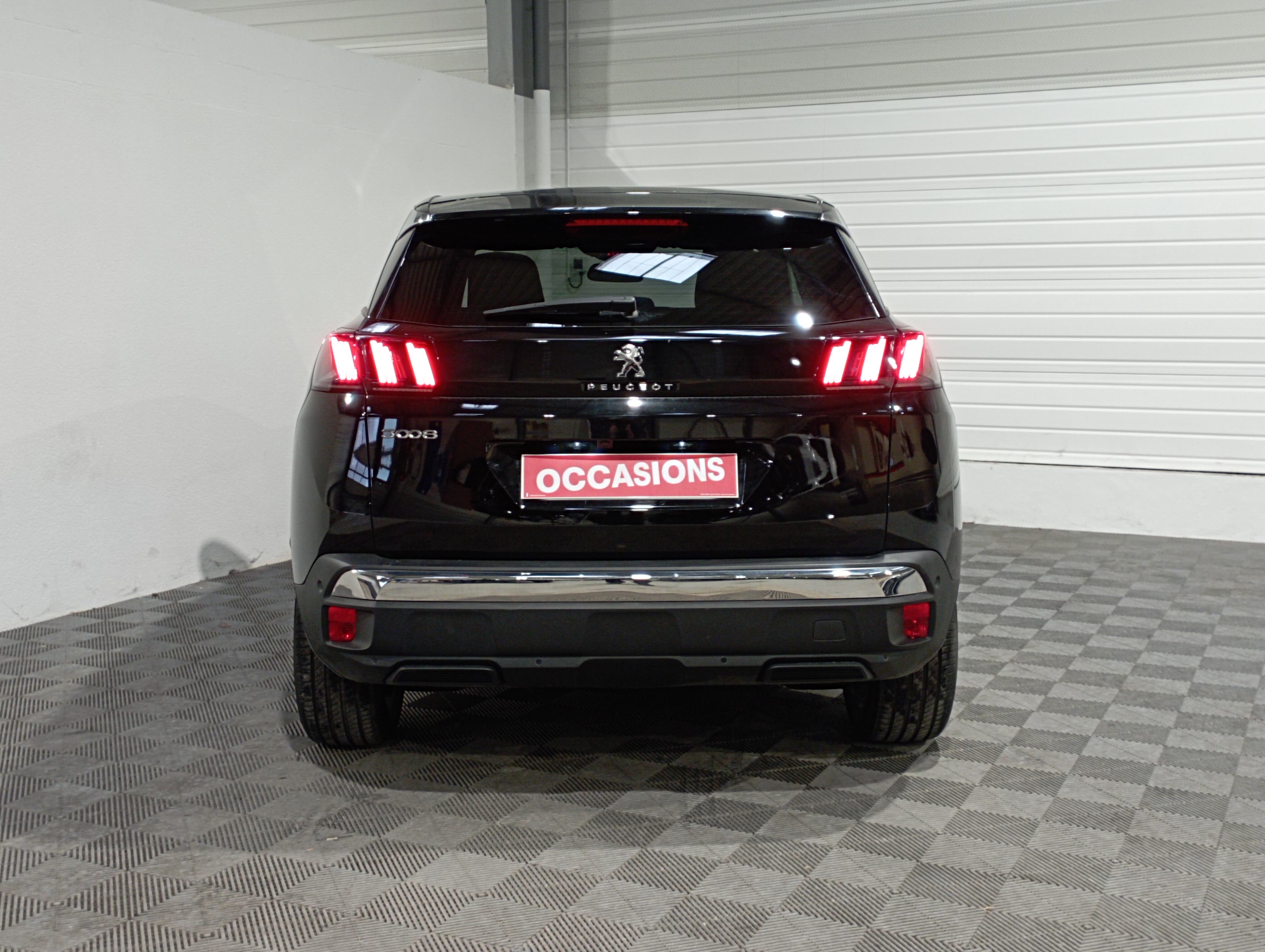 Photo 7 du véhicule PEUGEOT 3008