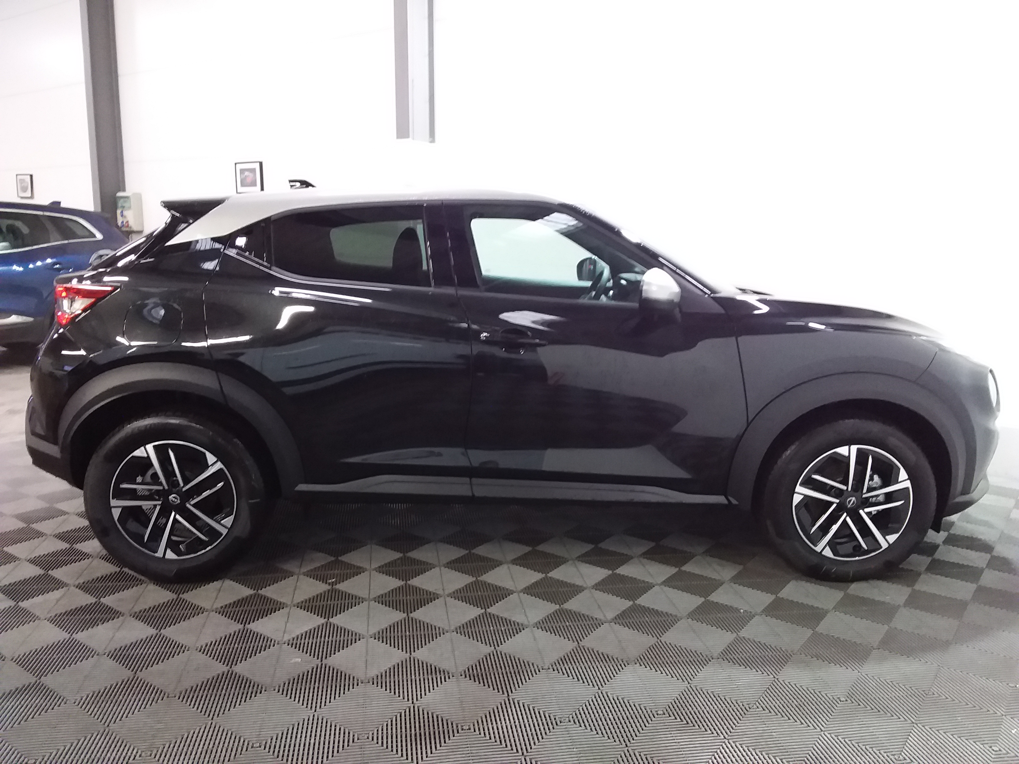 Photo 28 du véhicule NISSAN JUKE