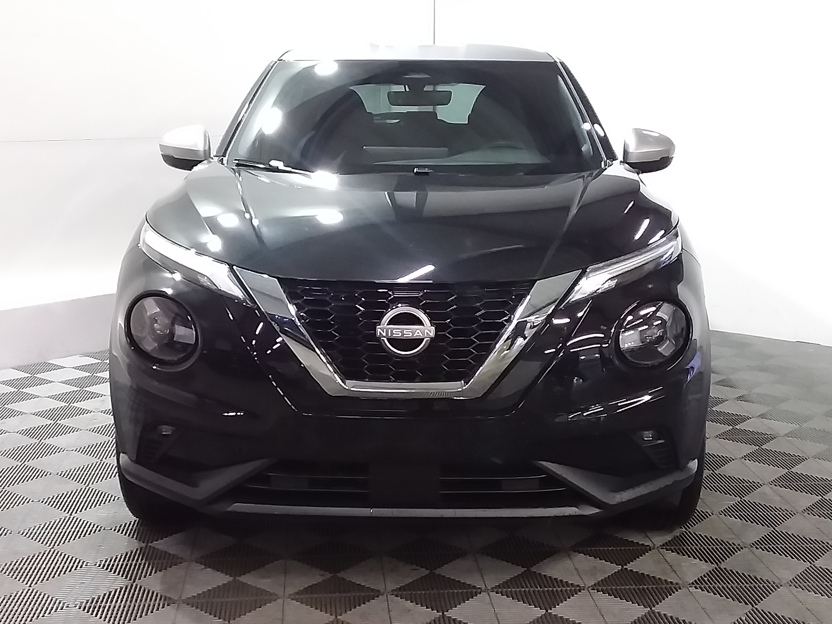 Photo 2 du véhicule NISSAN JUKE