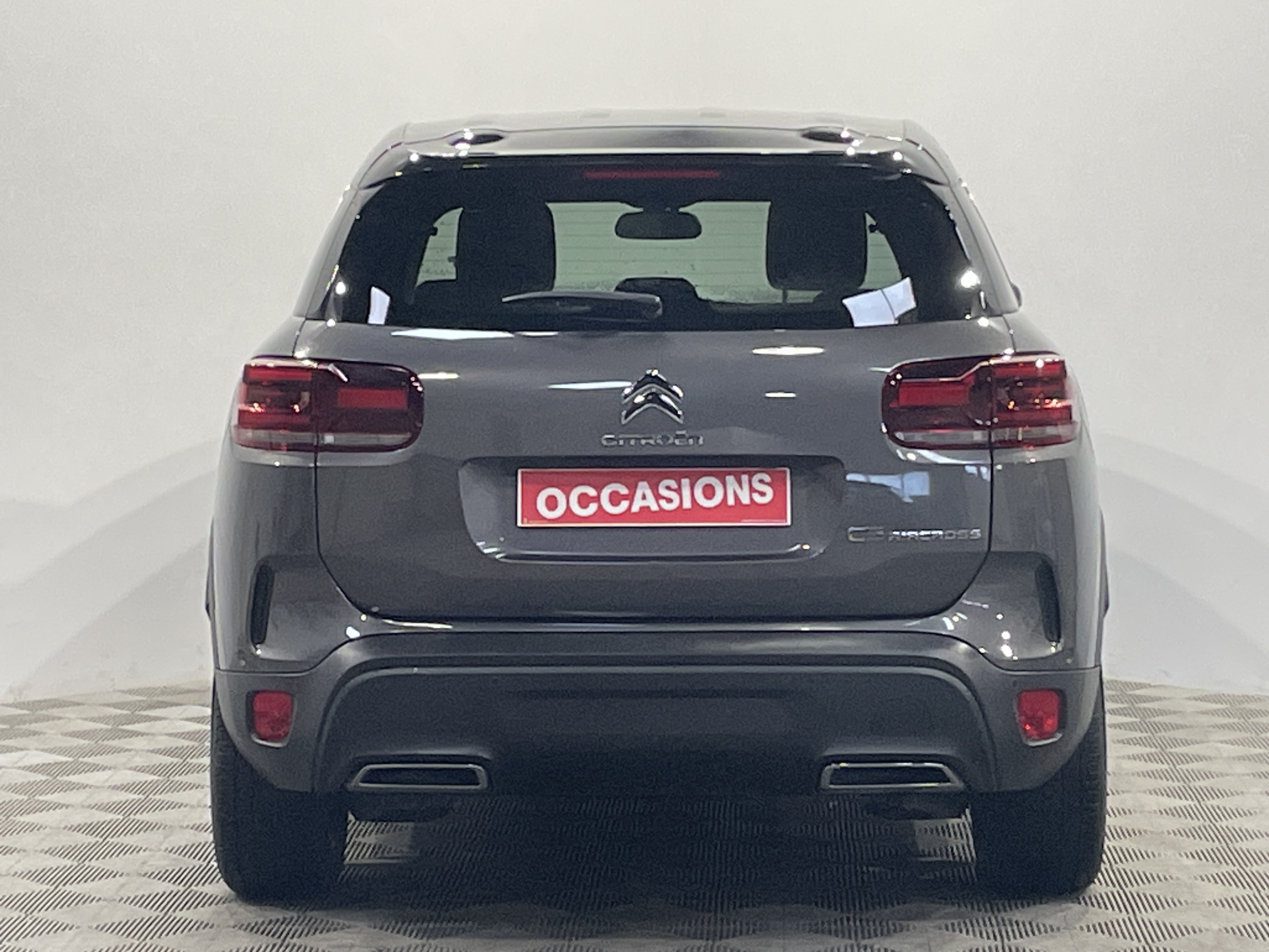 Photo 6 du véhicule CITROEN C5 AIRCROSS