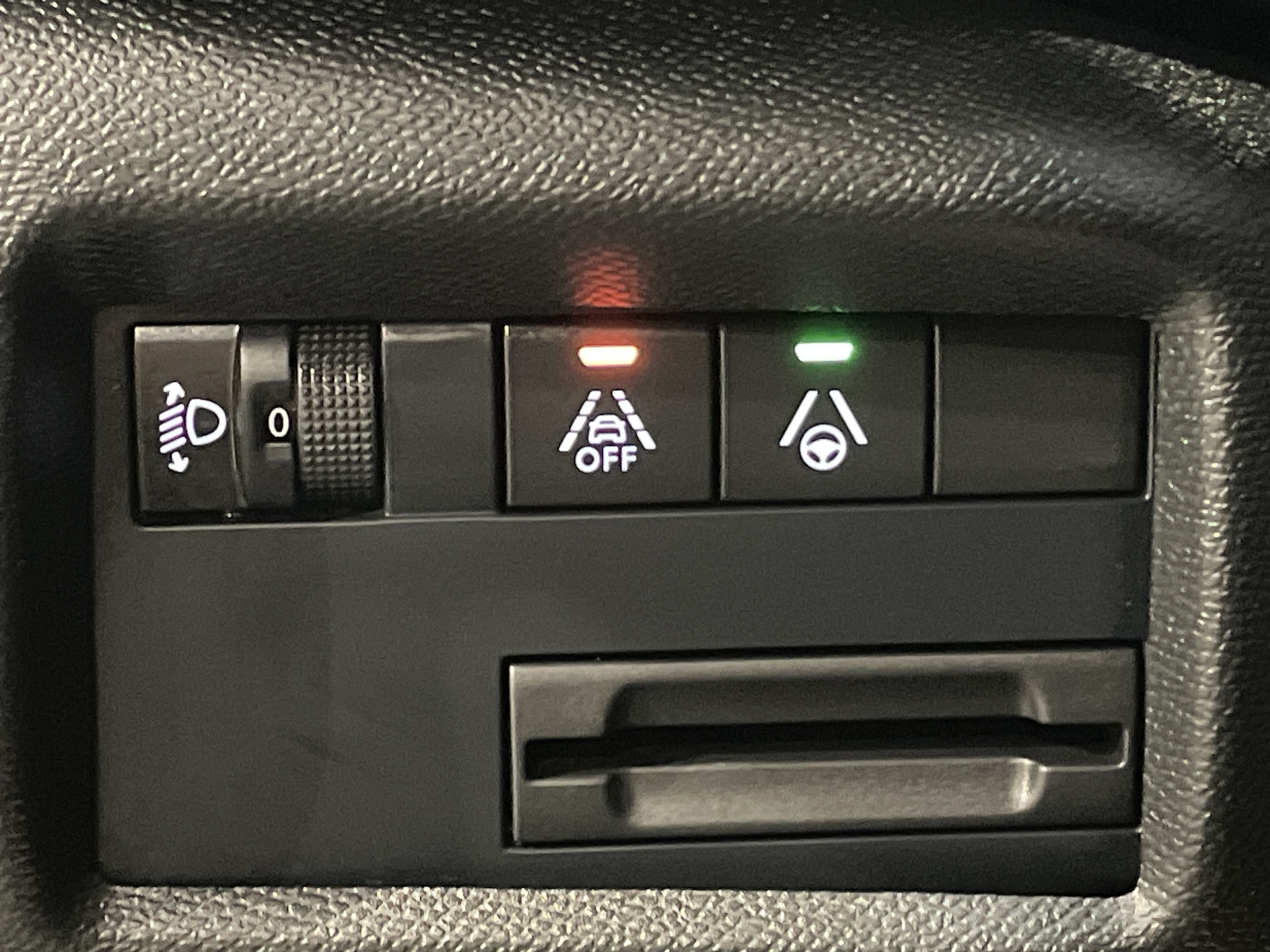 Photo 41 du véhicule CITROEN C5 AIRCROSS