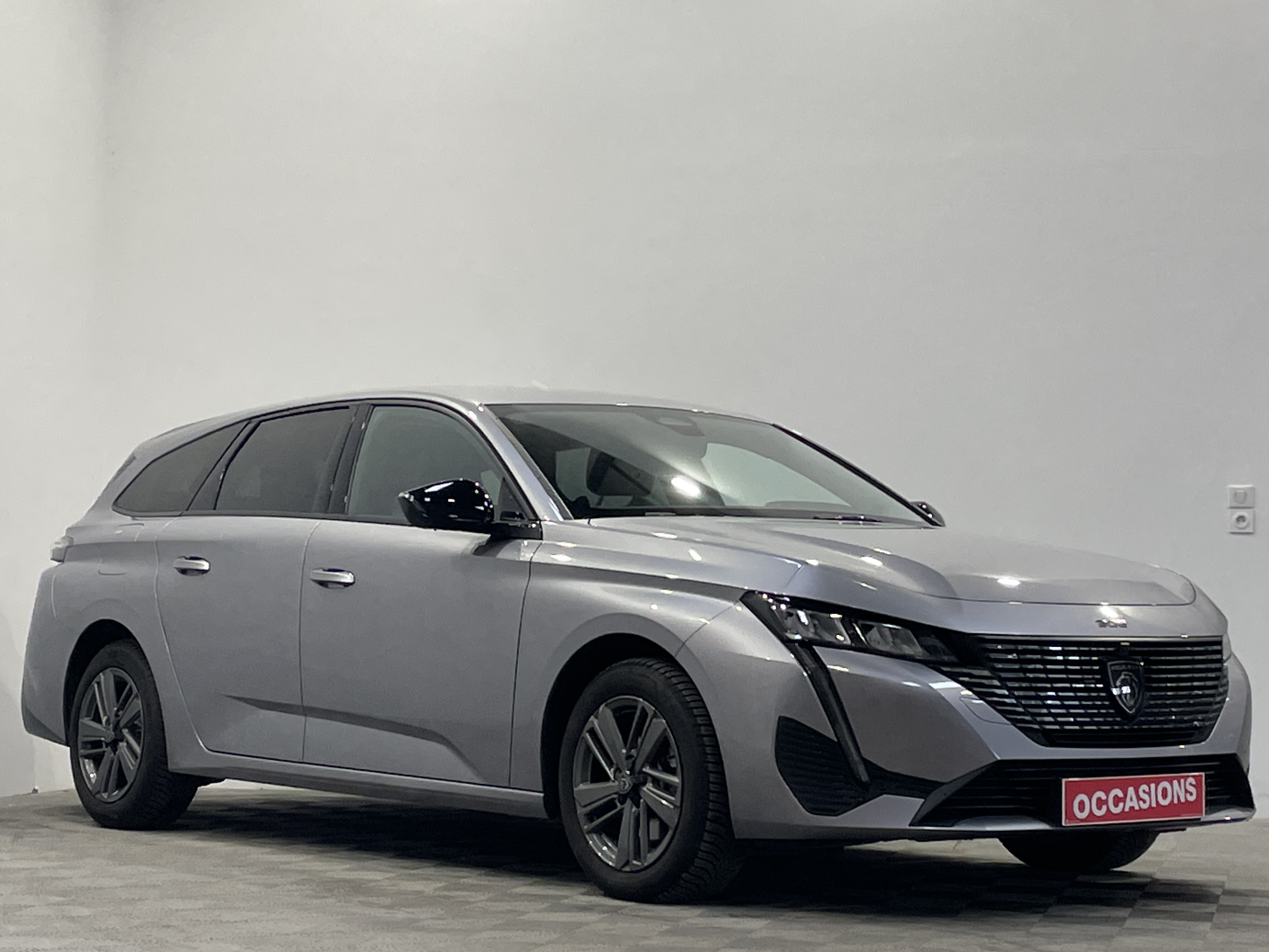 Photo 2 du véhicule PEUGEOT 308 SW