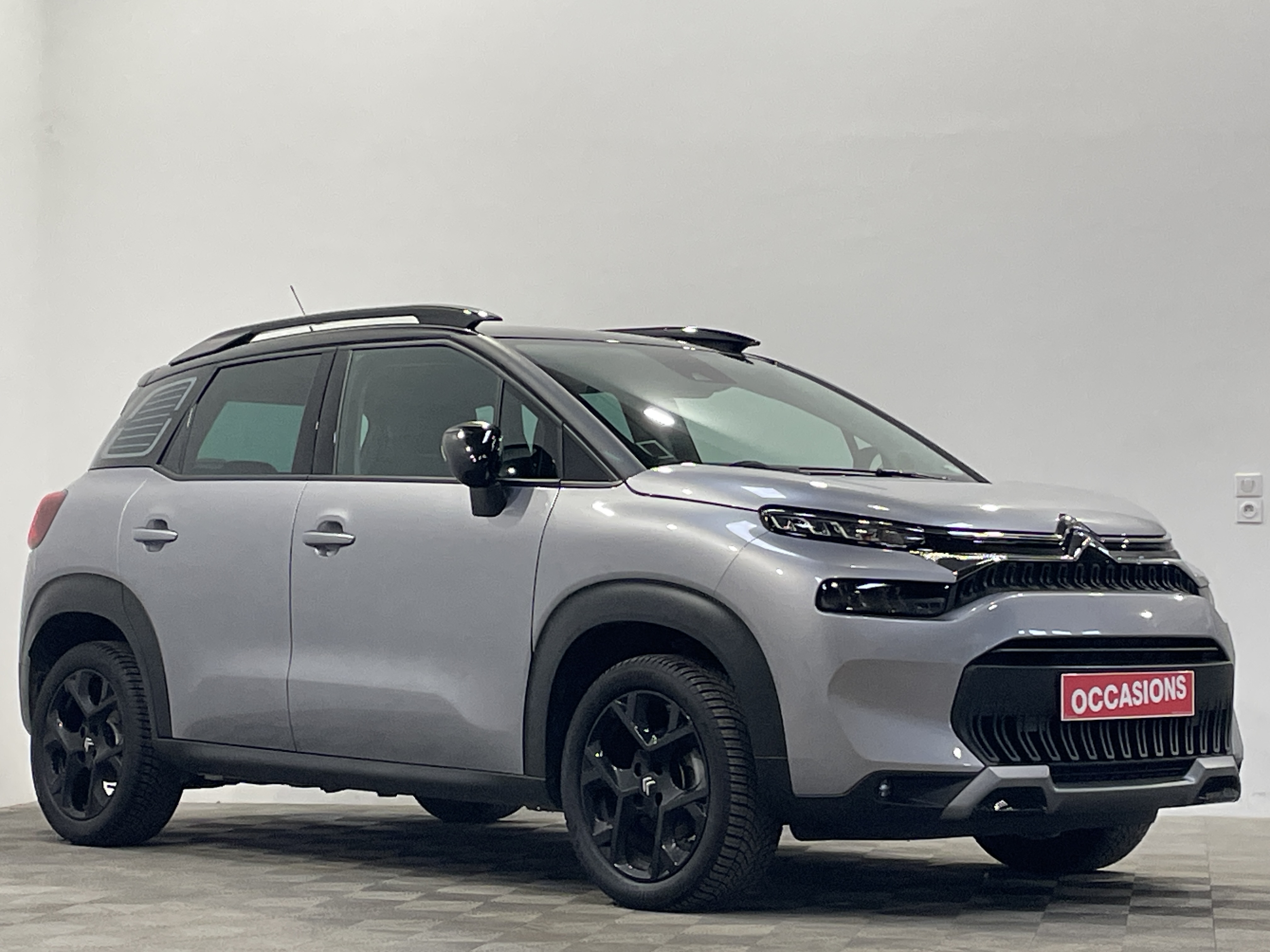Photo 2 du véhicule CITROEN C3 AIRCROSS