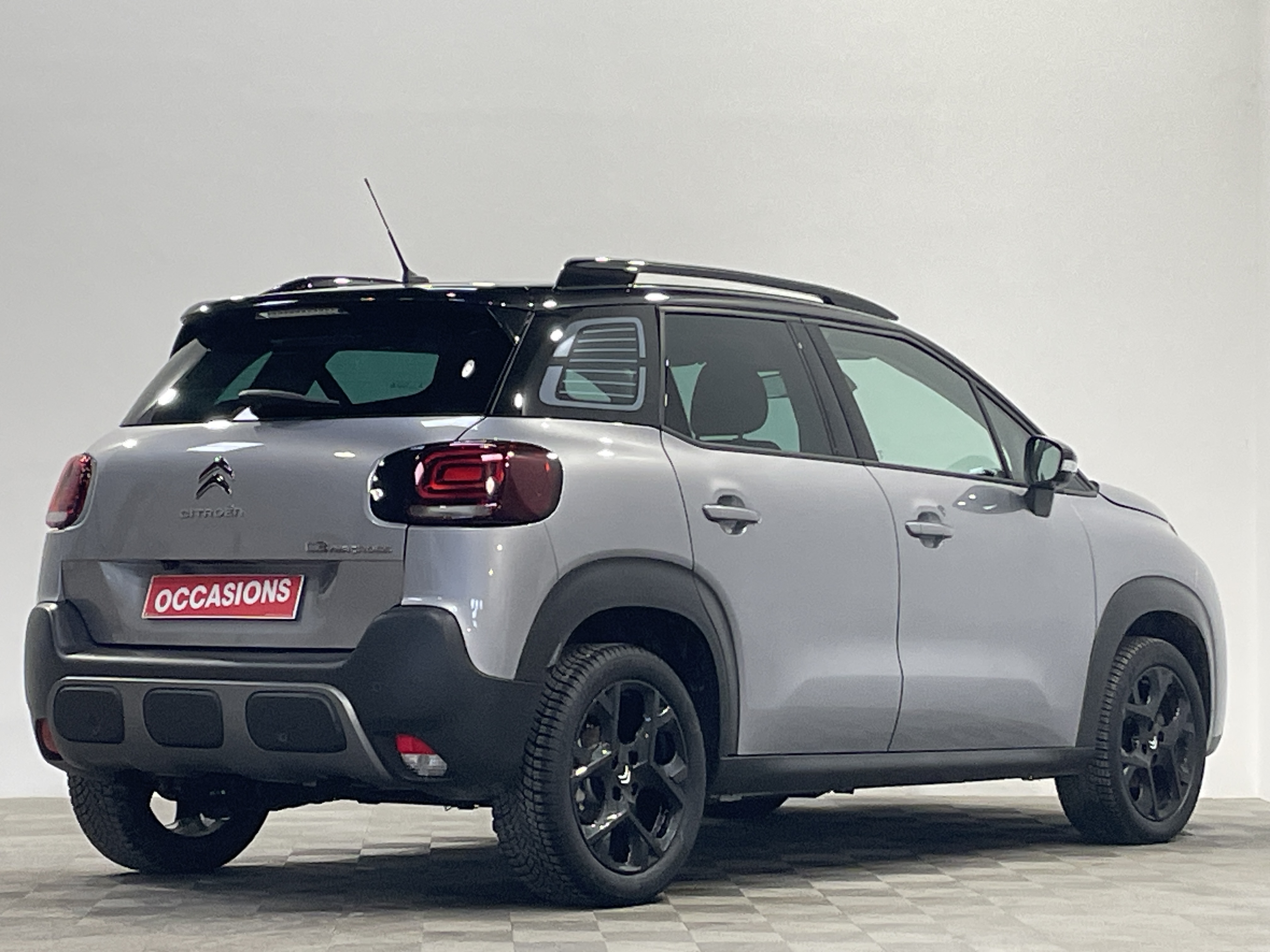 Photo 3 du véhicule CITROEN C3 AIRCROSS