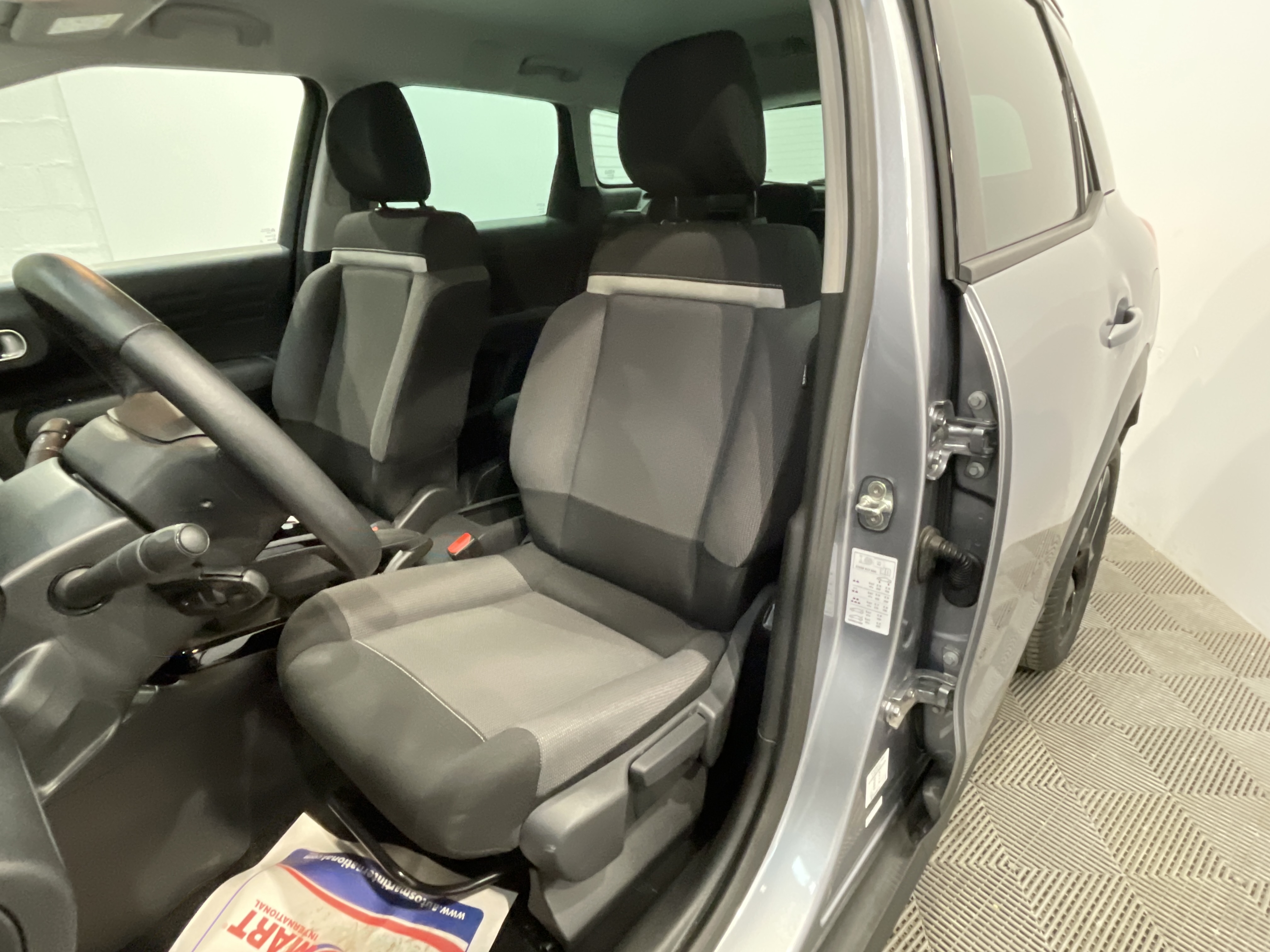 Photo 9 du véhicule CITROEN C3 AIRCROSS