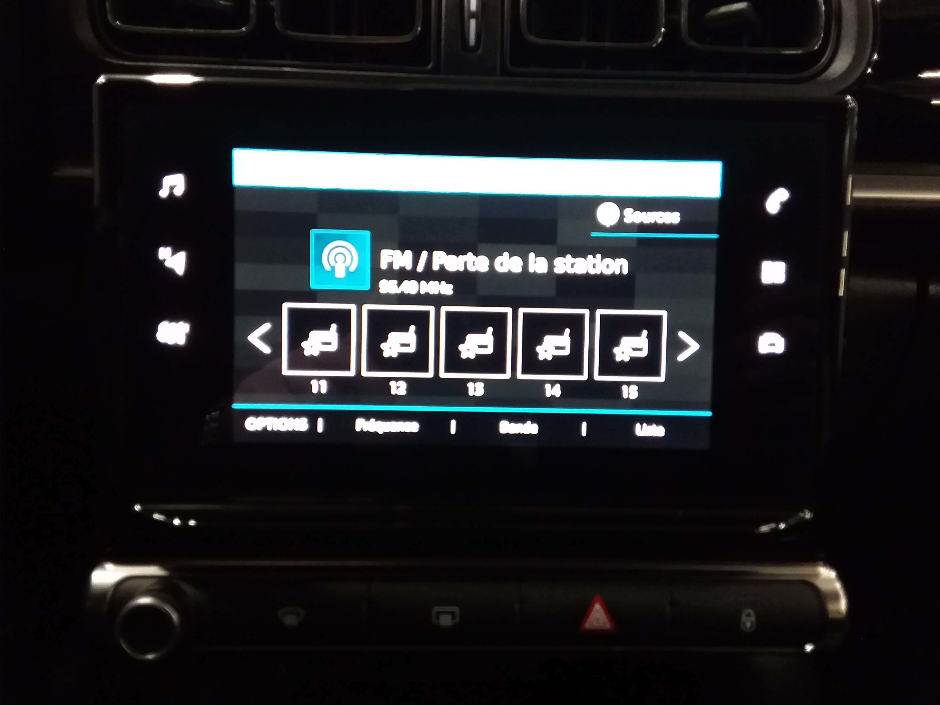 Photo 18 du véhicule CITROEN C3