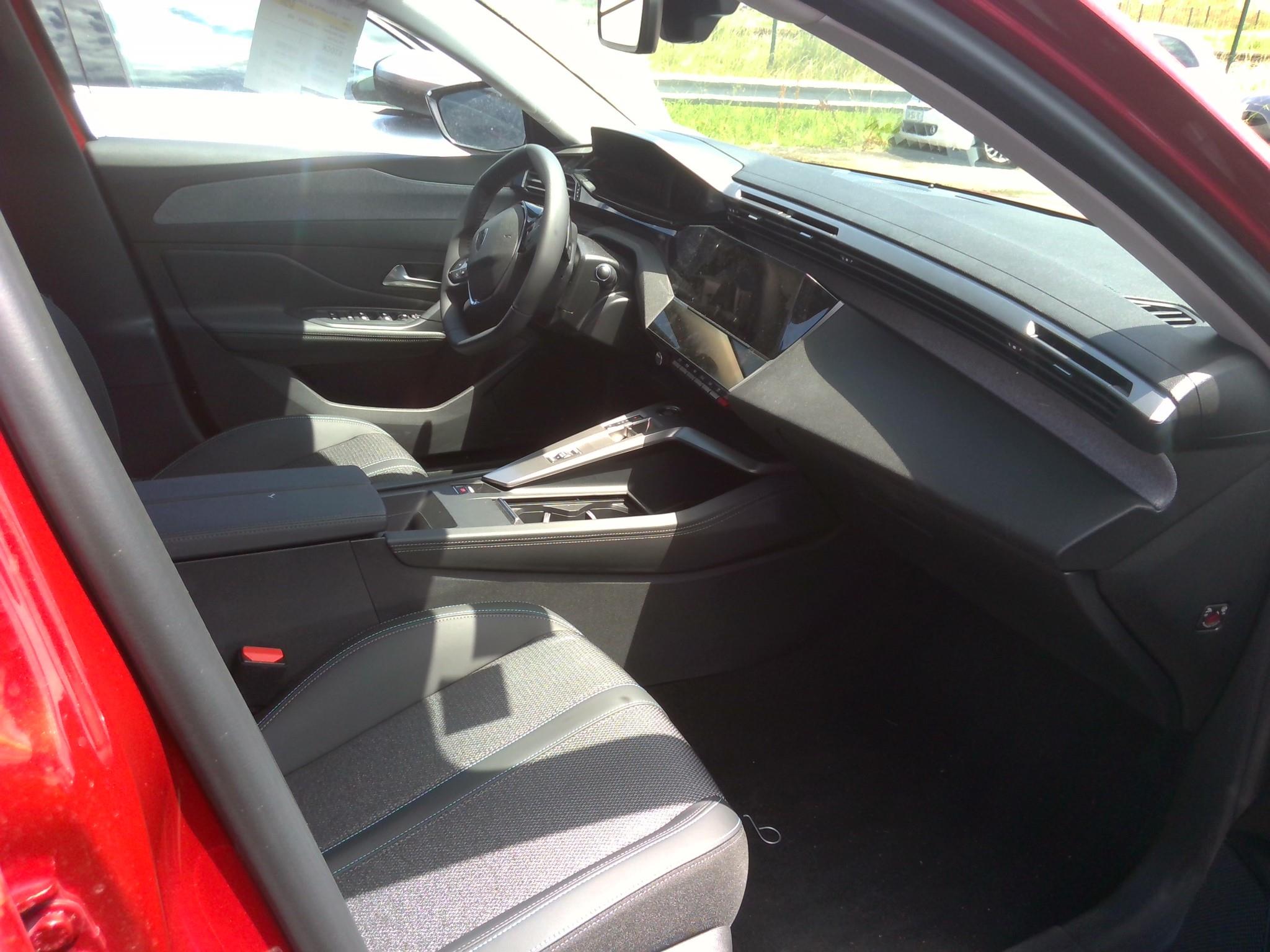 Photo 5 du véhicule PEUGEOT 308