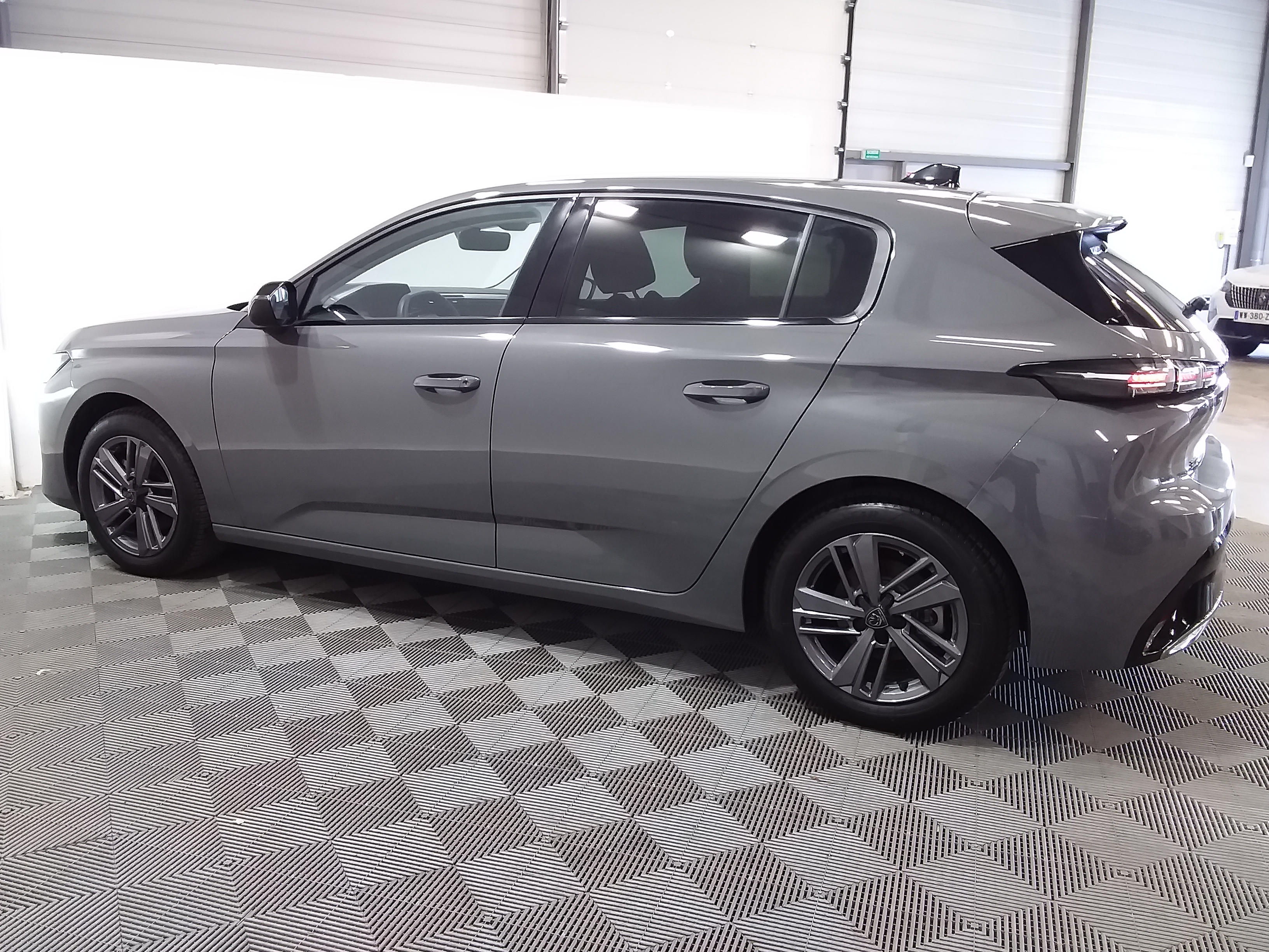 Photo 28 du véhicule PEUGEOT 308