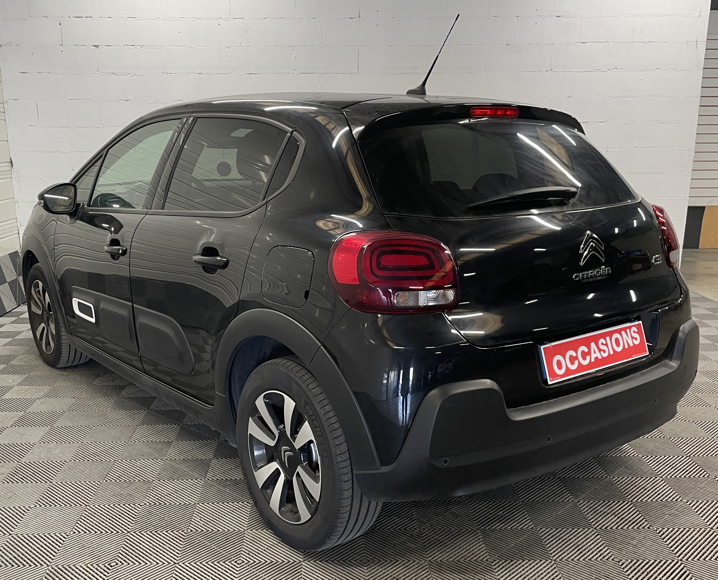 Photo 6 du véhicule CITROEN C3