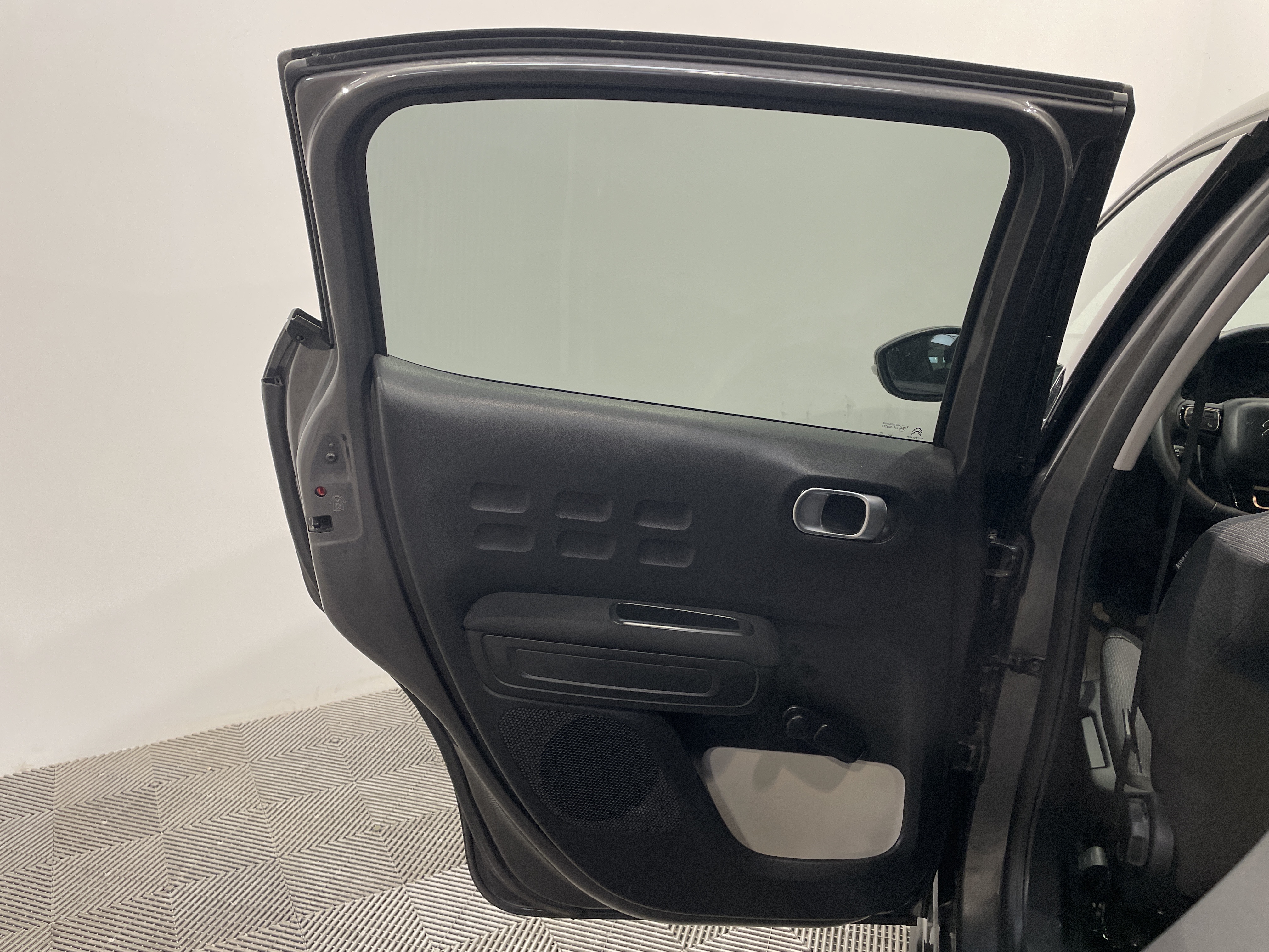 Photo 36 du véhicule CITROEN C3