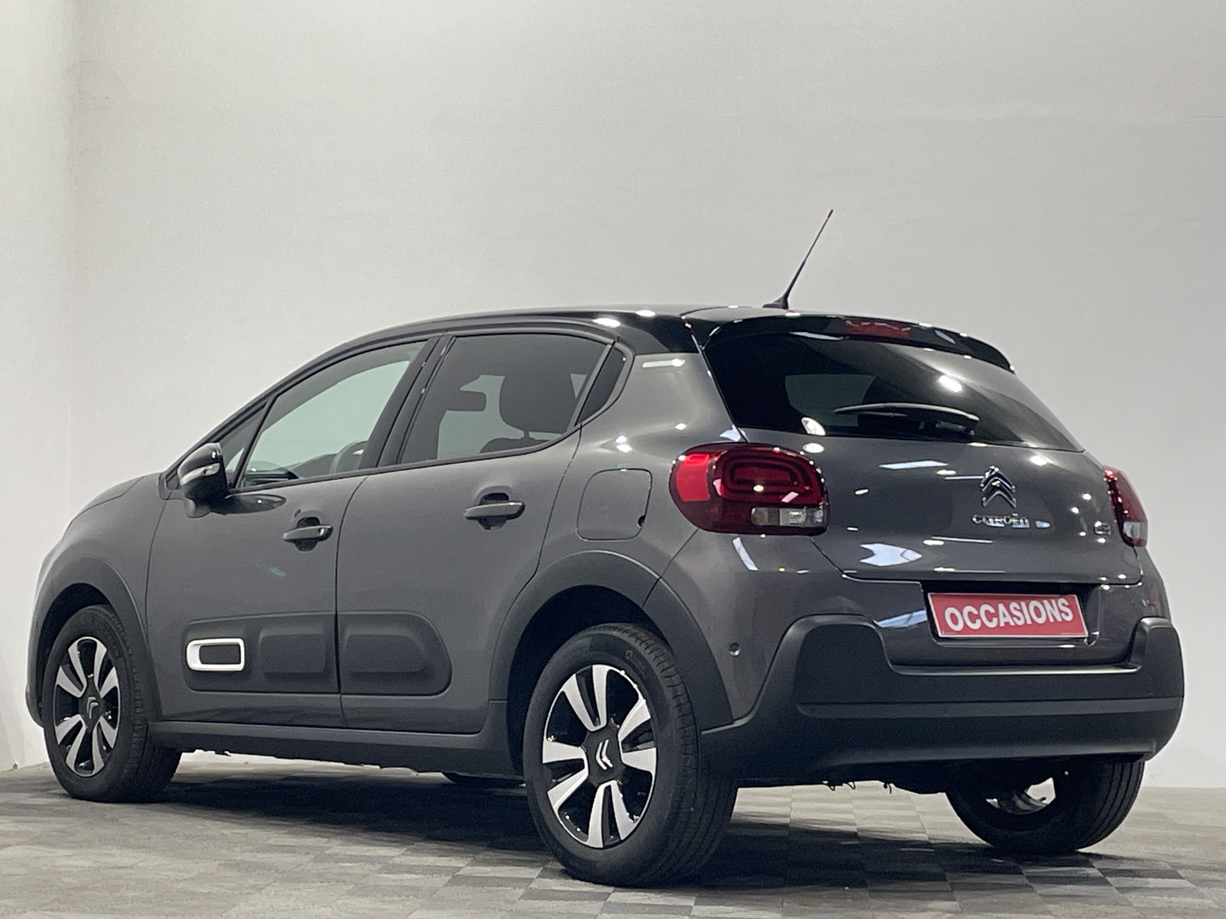 Photo 4 du véhicule CITROEN C3