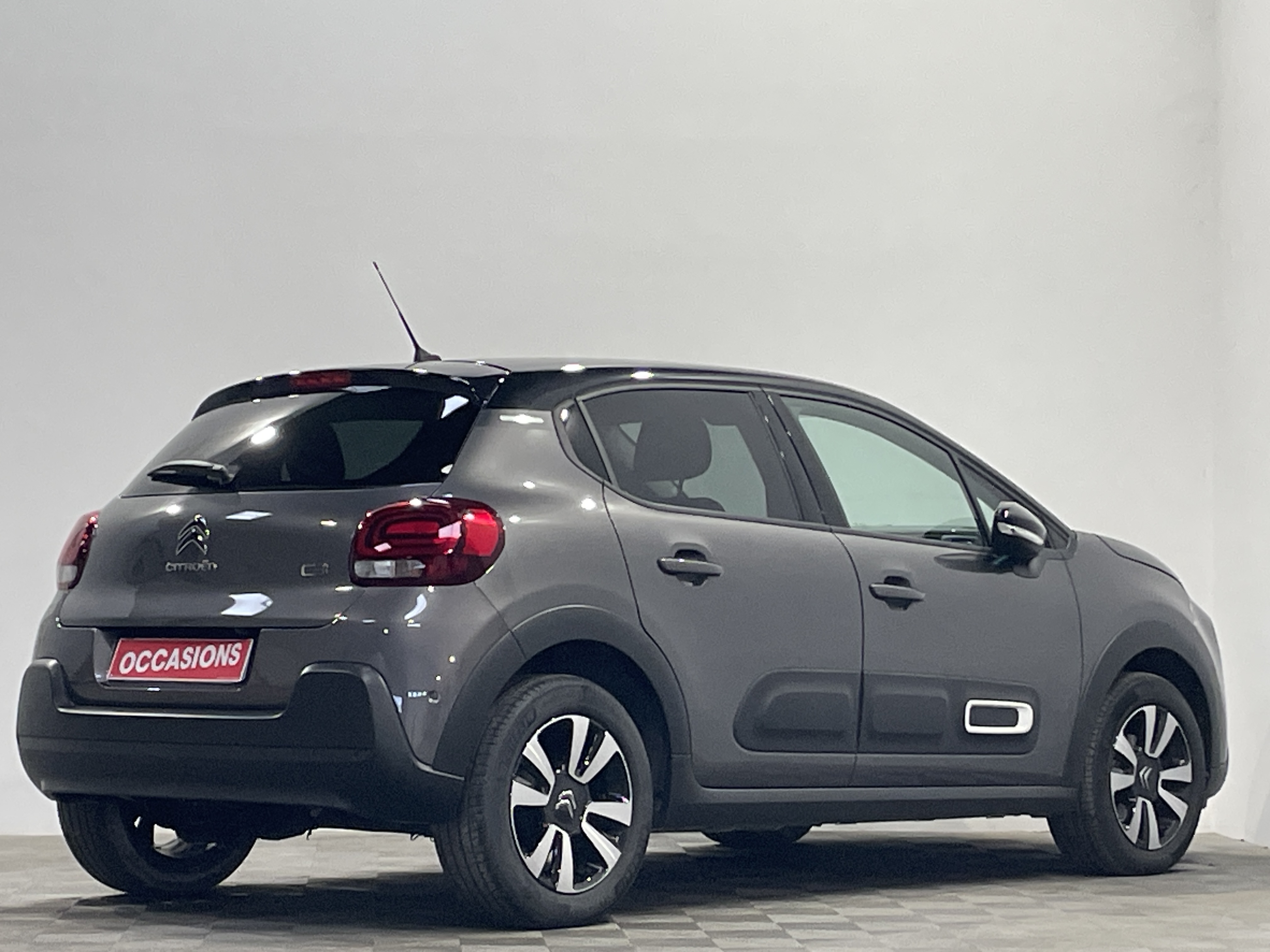Photo 3 du véhicule CITROEN C3