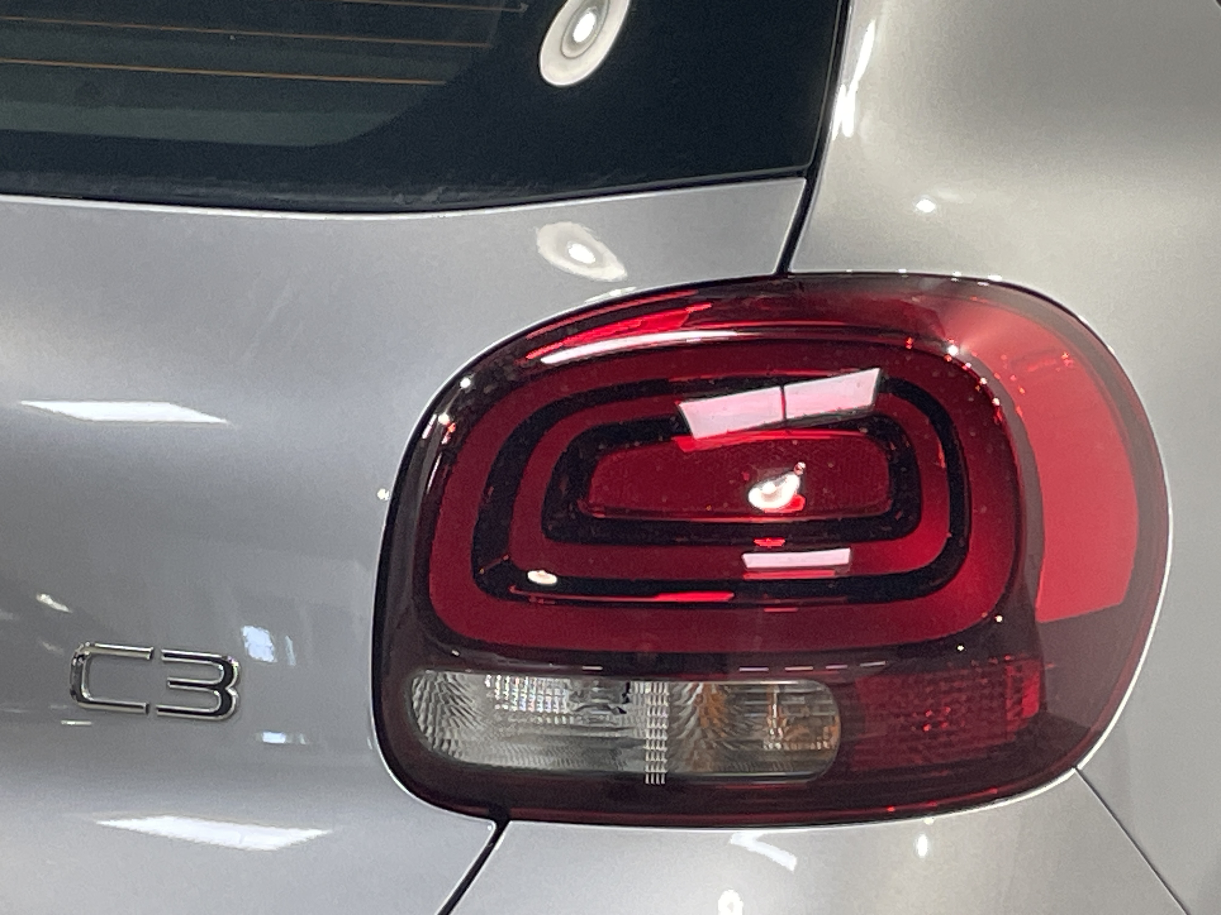 Photo 8 du véhicule CITROEN C3