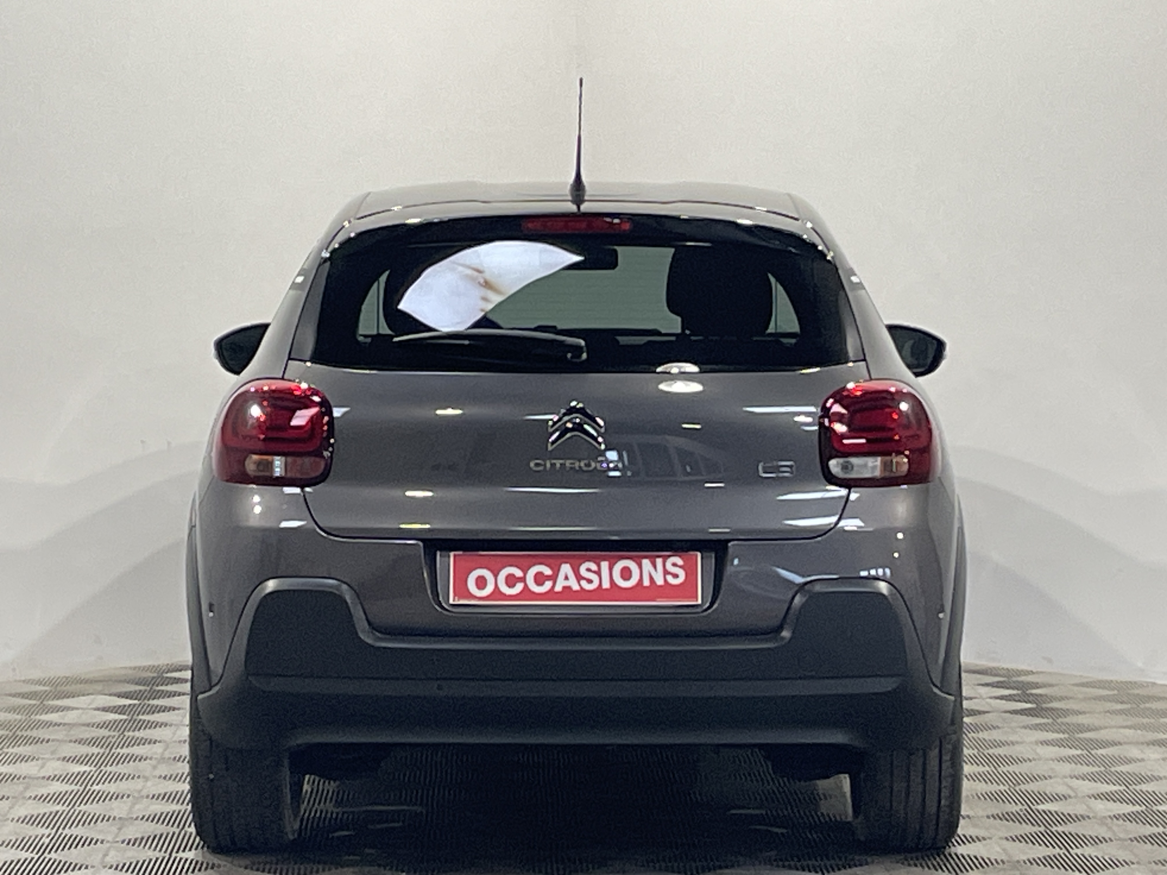 Photo 6 du véhicule CITROEN C3