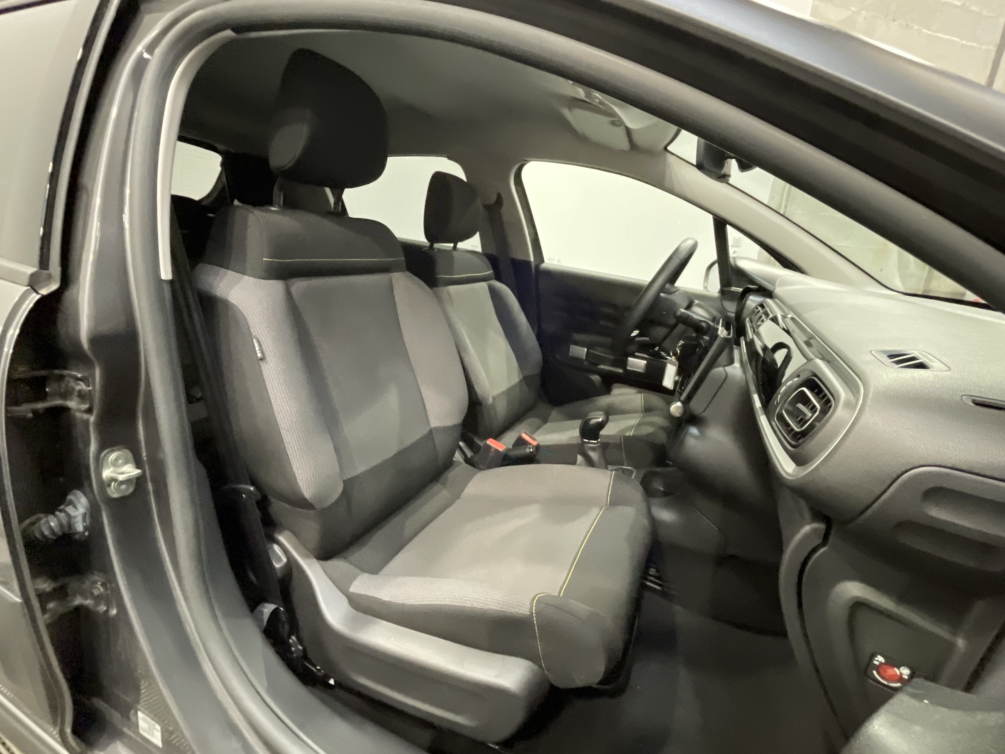 Photo 42 du véhicule CITROEN C3