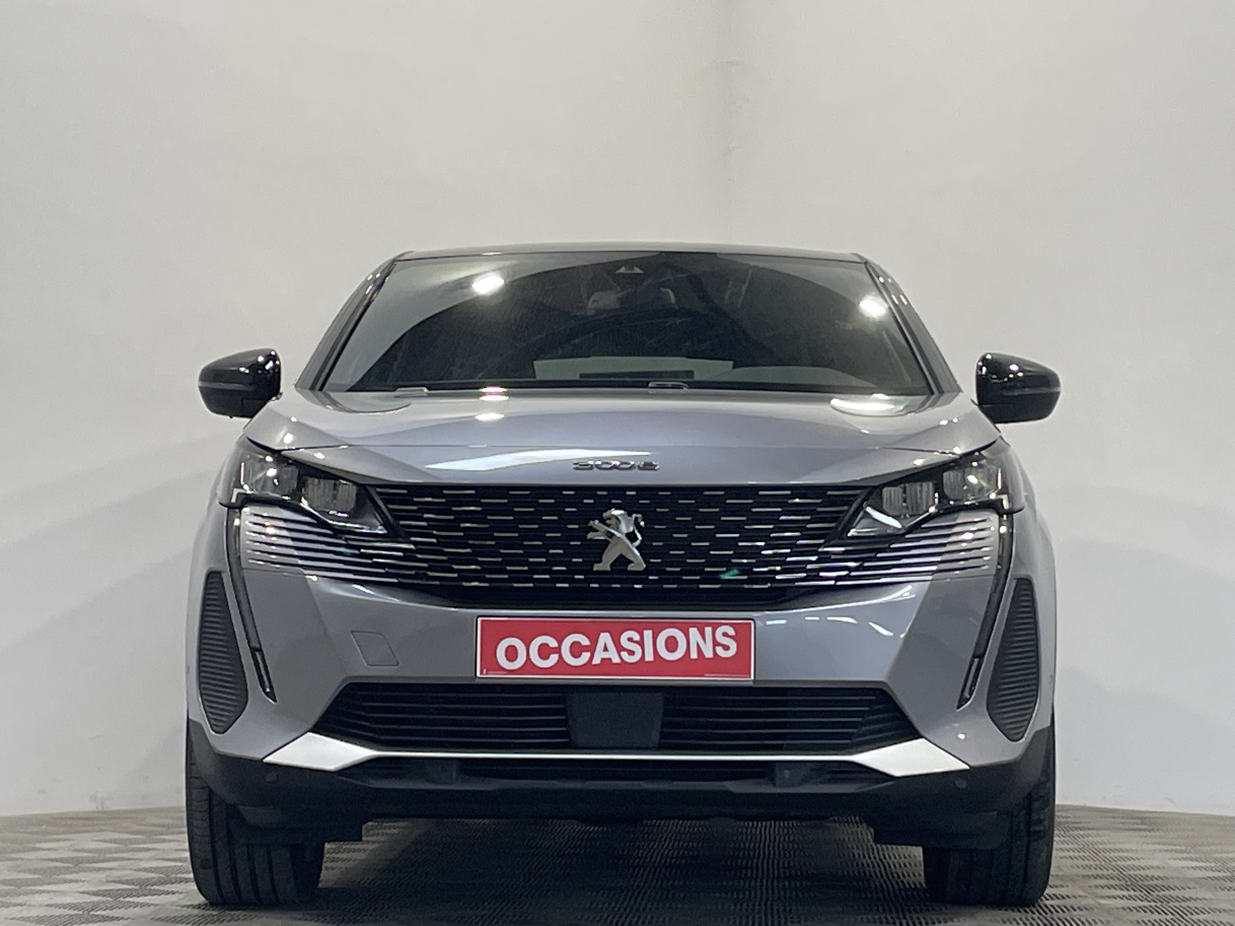 Photo 5 du véhicule PEUGEOT 3008