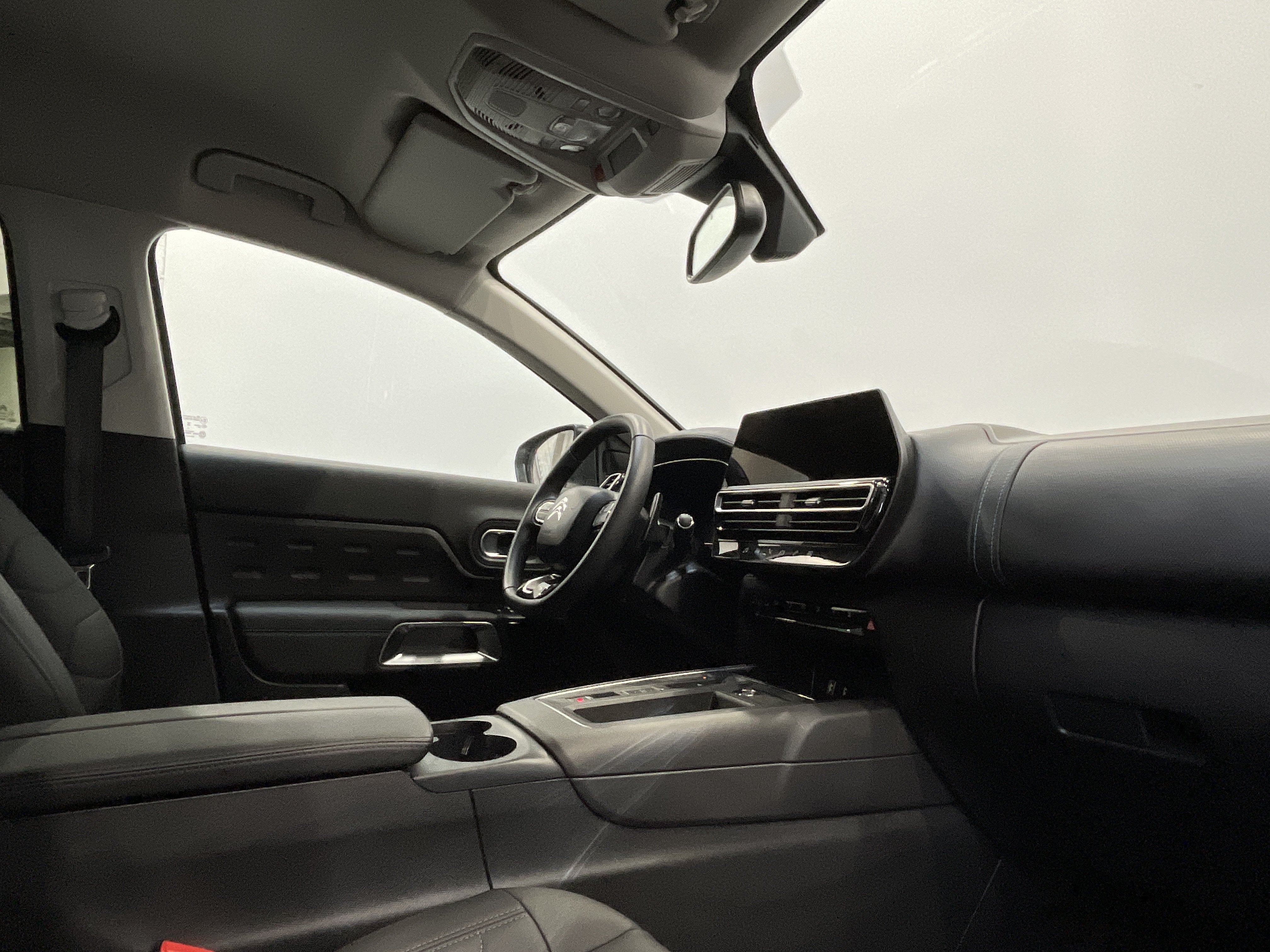 Photo 24 du véhicule CITROEN C5 AIRCROSS