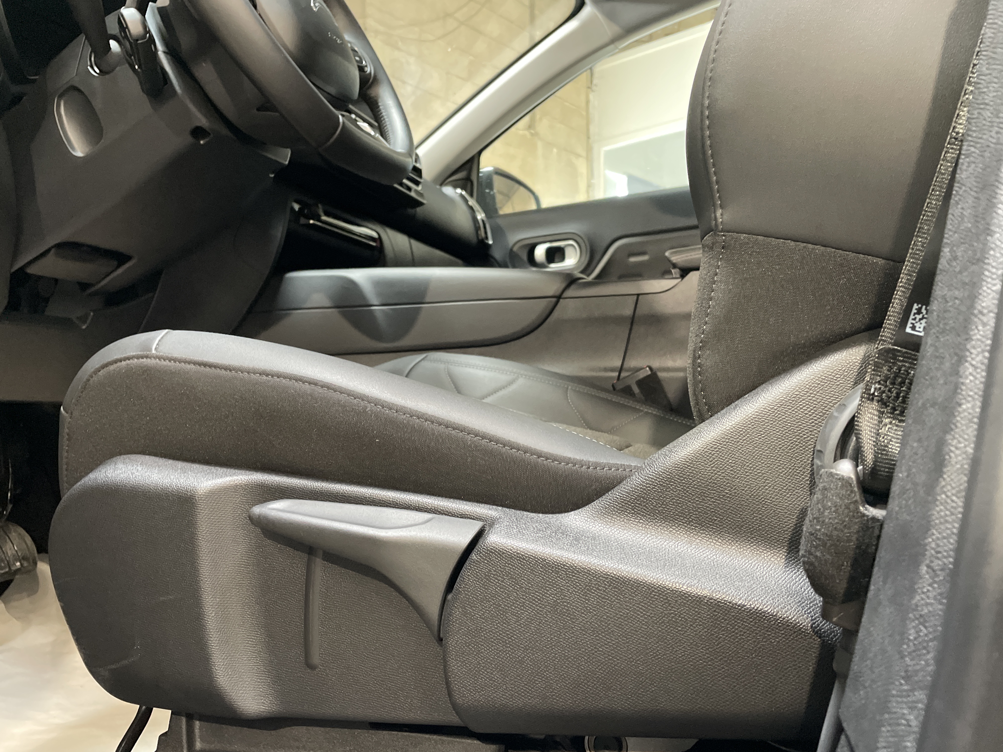 Photo 40 du véhicule CITROEN C5 AIRCROSS