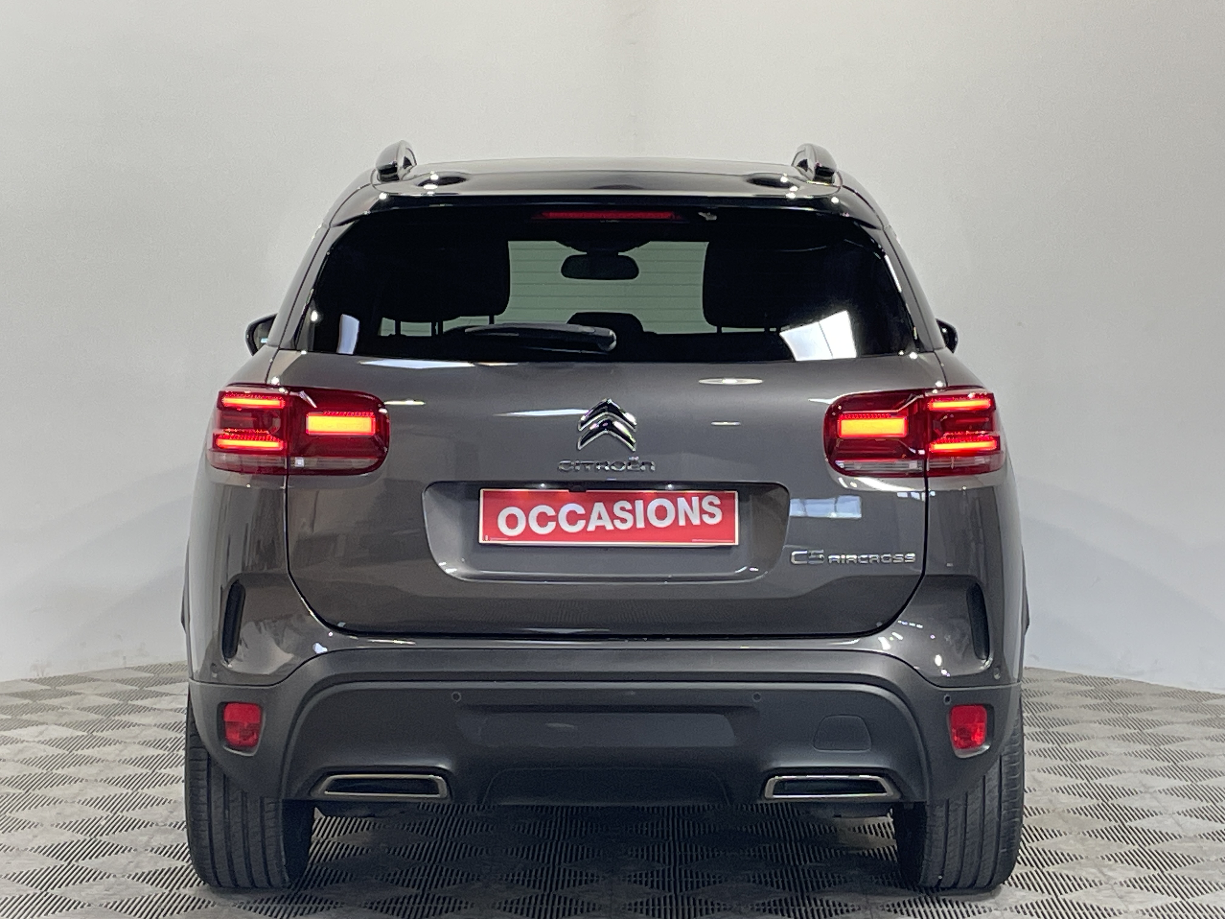 Photo 6 du véhicule CITROEN C5 AIRCROSS