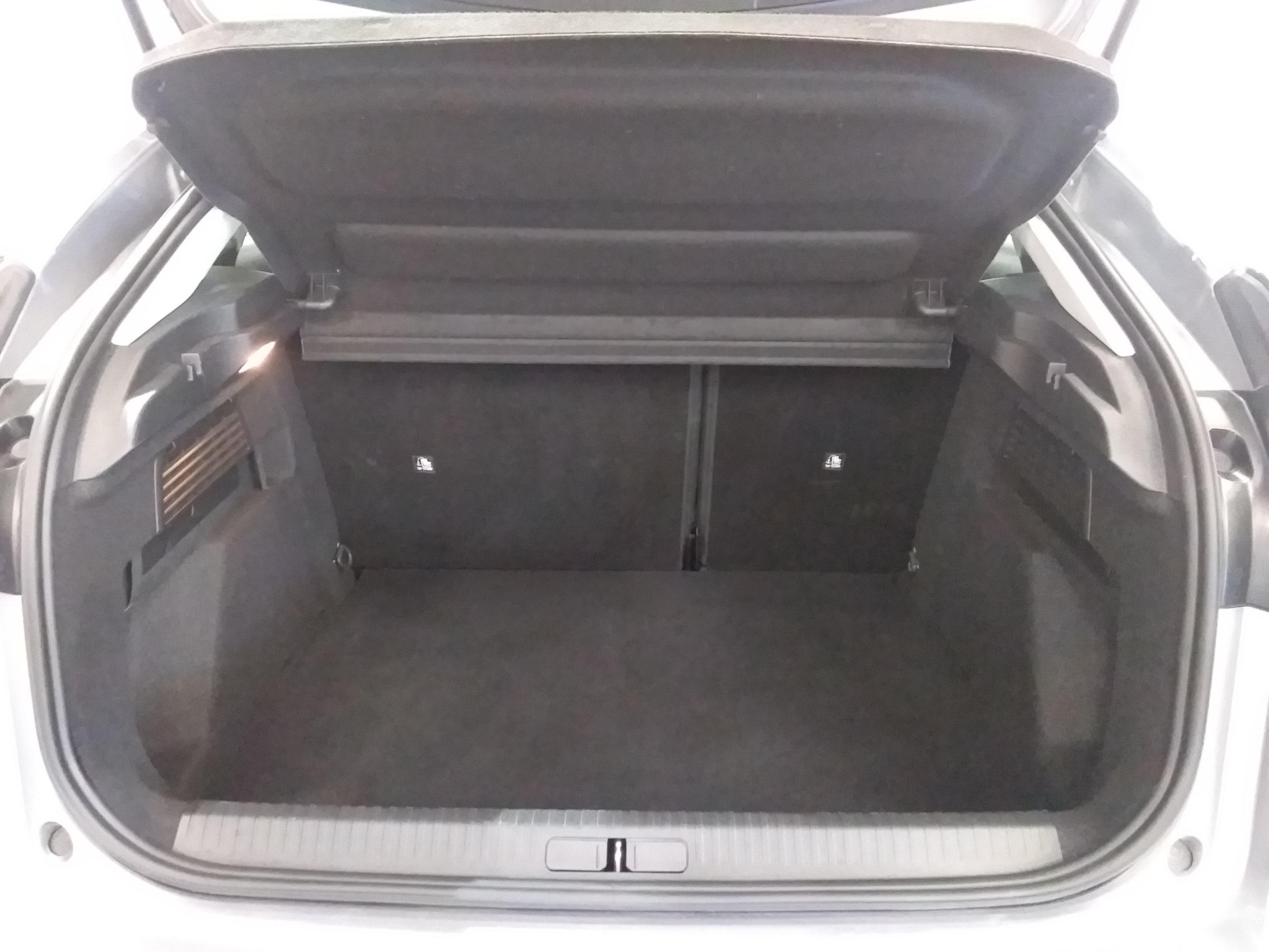 Photo 10 du véhicule CITROEN C4