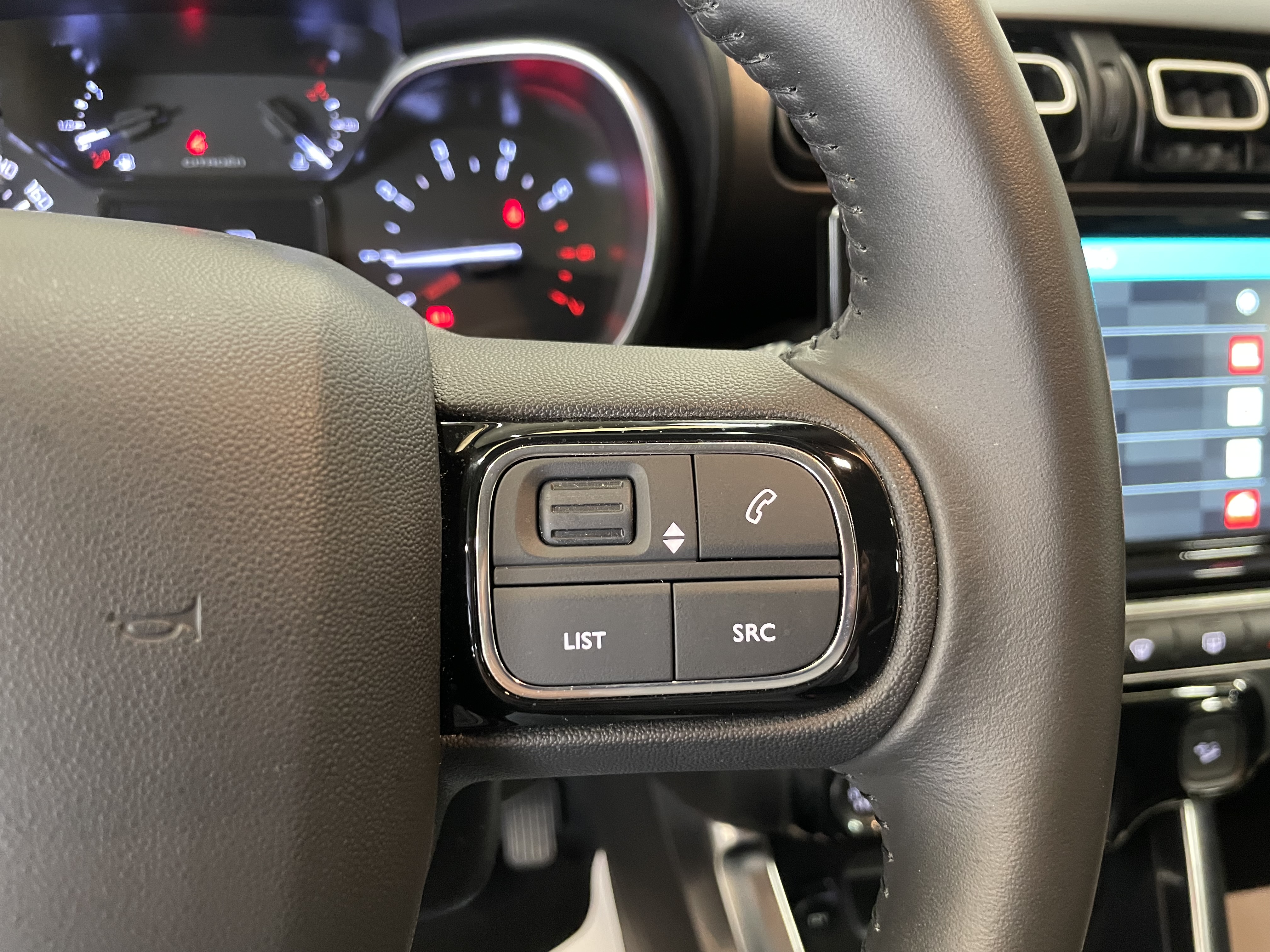 Photo 18 du véhicule CITROEN C3 AIRCROSS