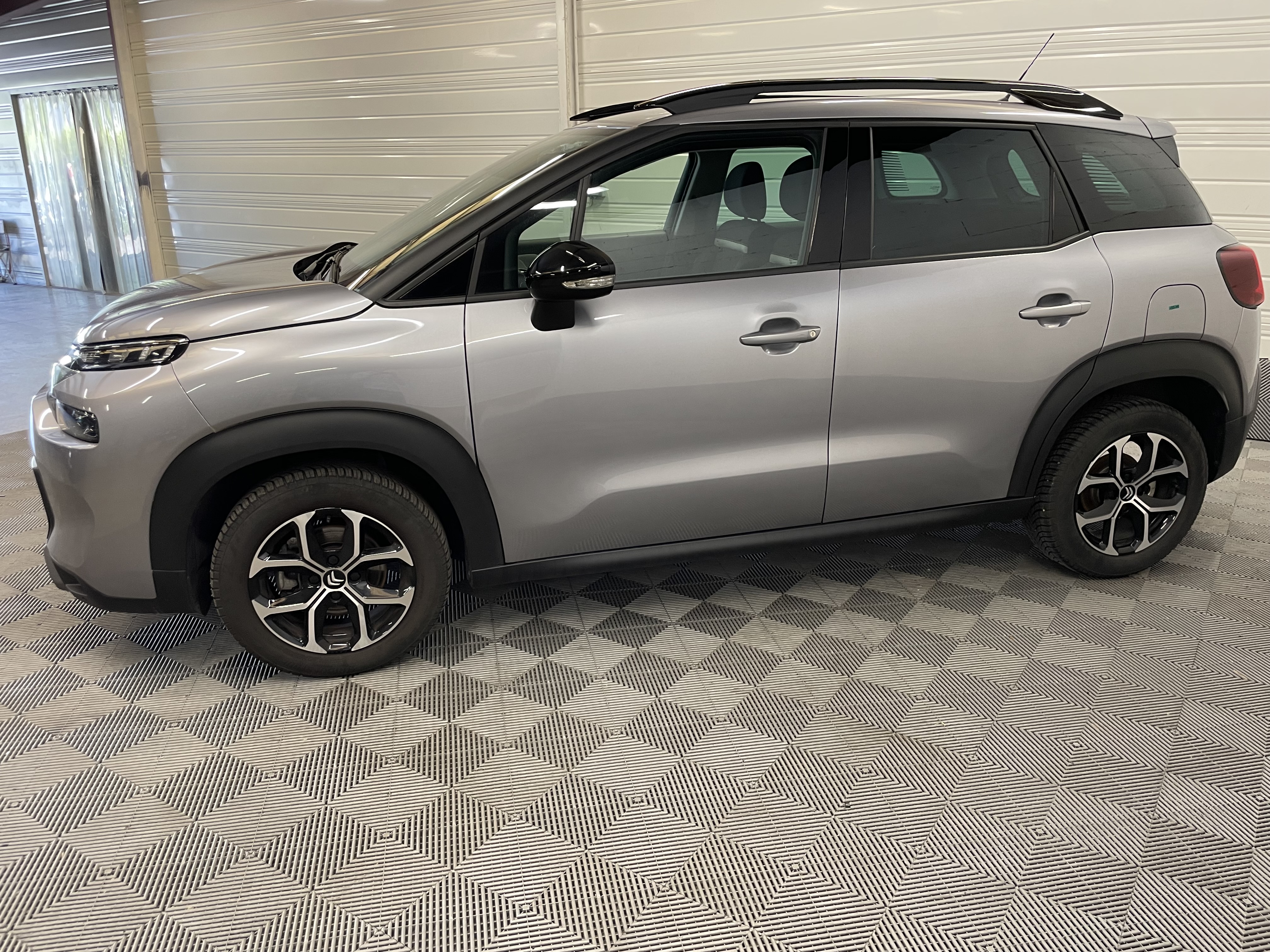 Photo 4 du véhicule CITROEN C3 AIRCROSS