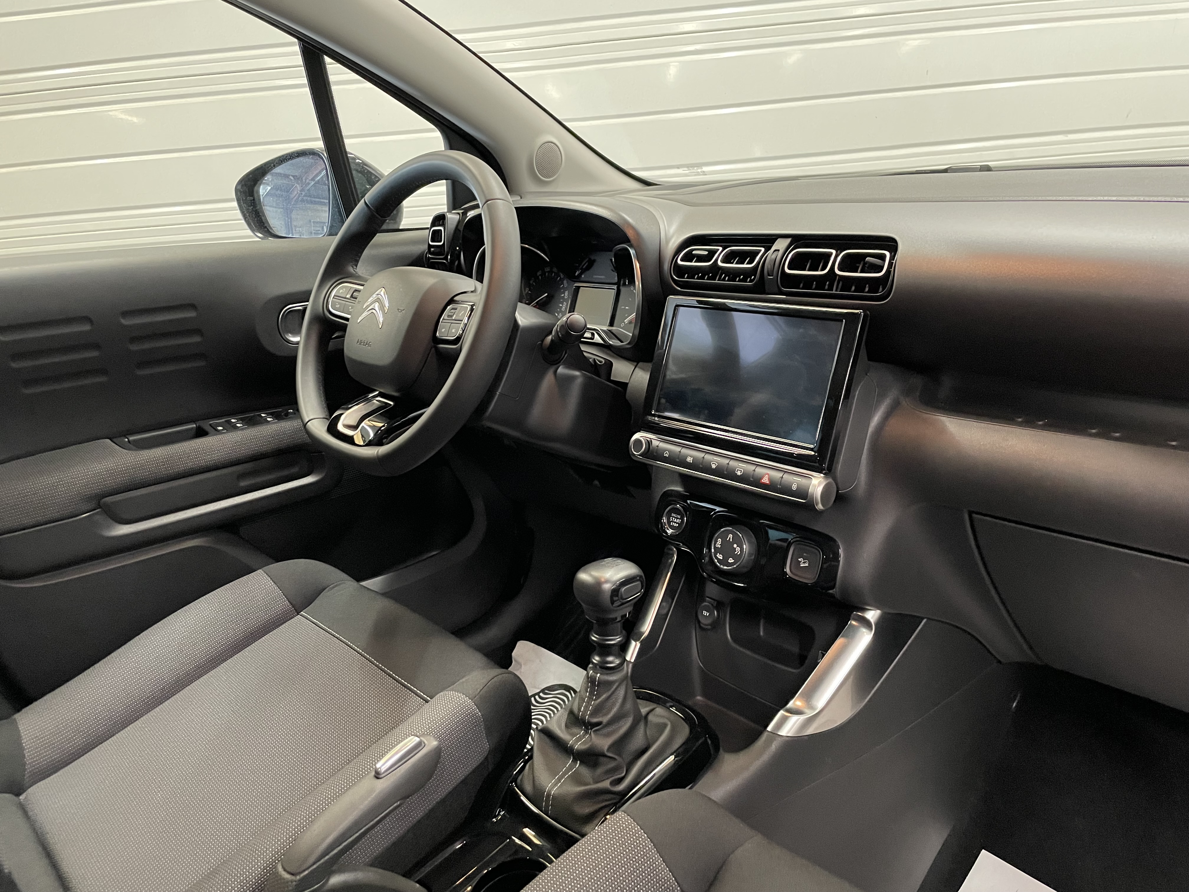 Photo 10 du véhicule CITROEN C3 AIRCROSS