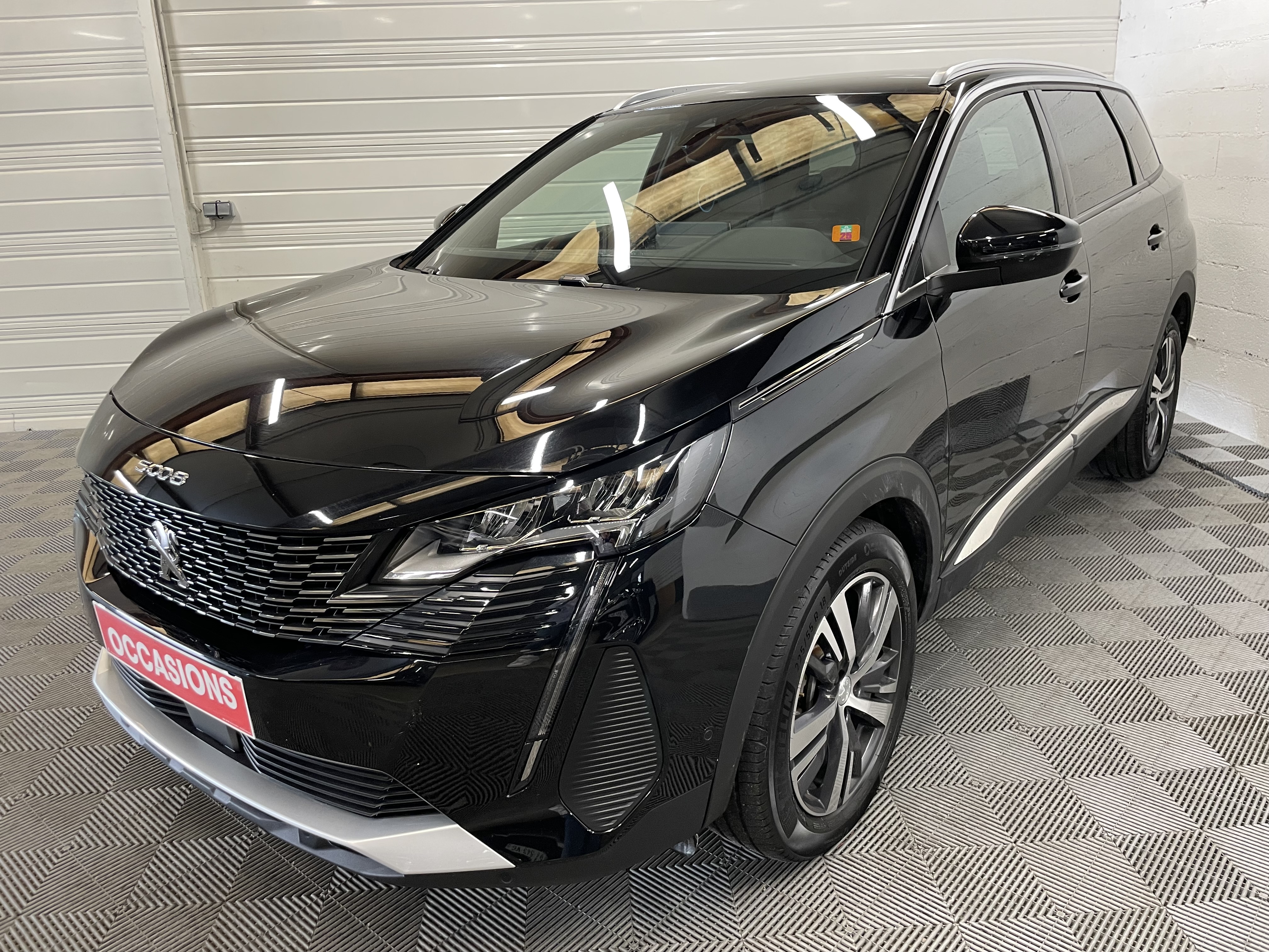 PEUGEOT 5008 Hybrid 136 e-DCS6 Allure Pack d'occasion