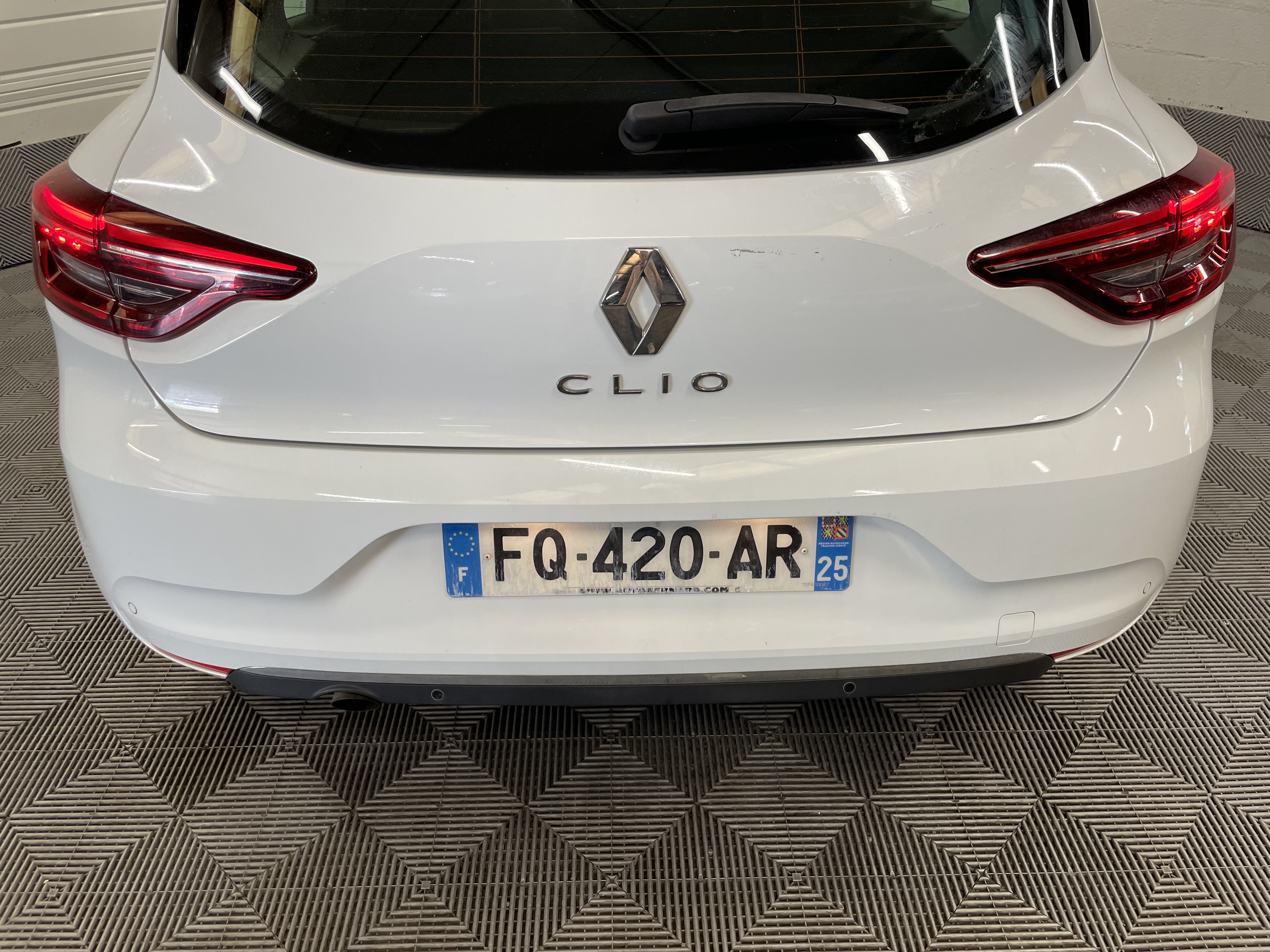 RENAULT CLIO V Blue dCi 115 Business d'occasion