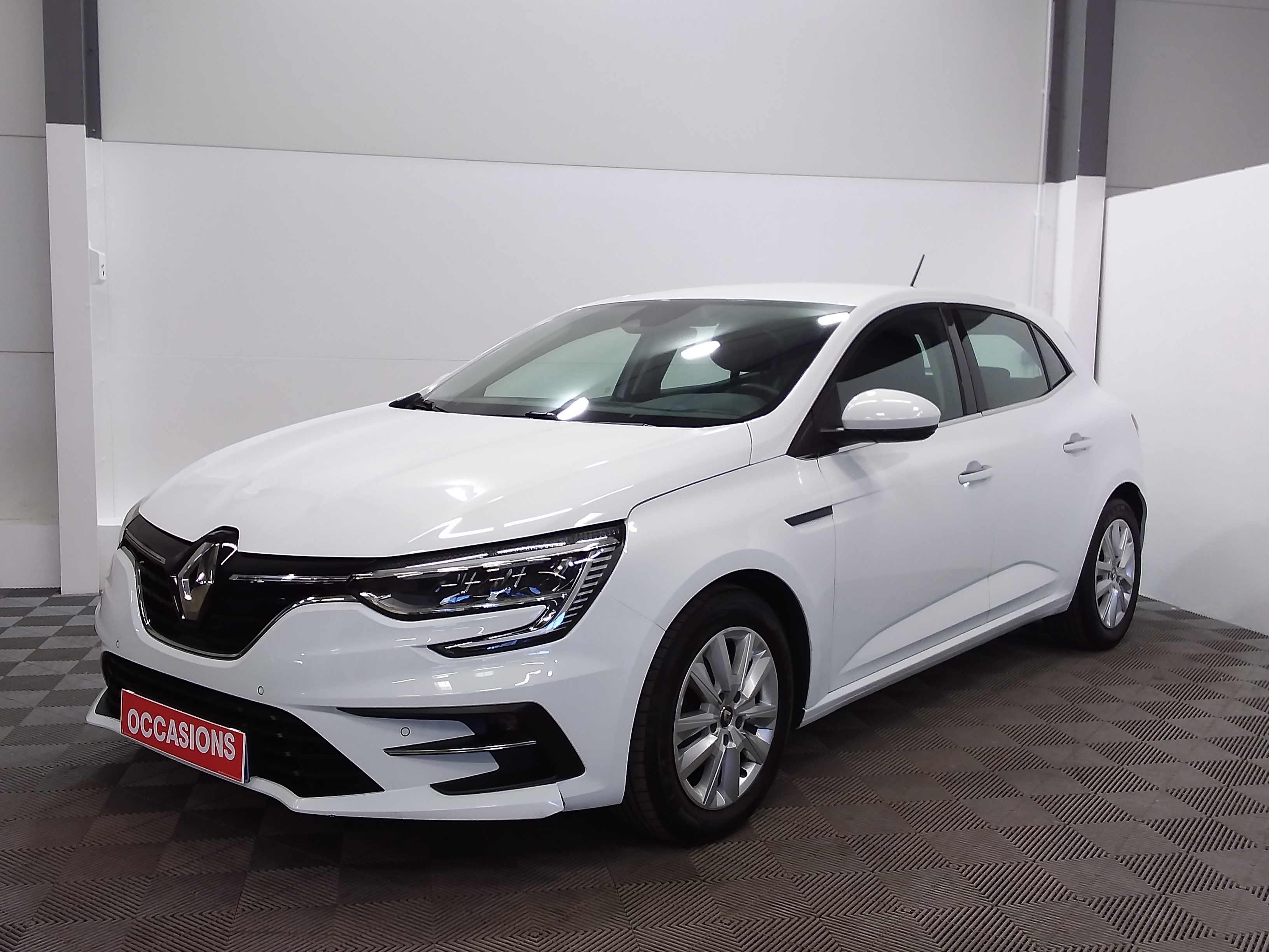 RENAULT MEGANE IV BERLINE Blue dCi 115 - 20 Business d'occasion