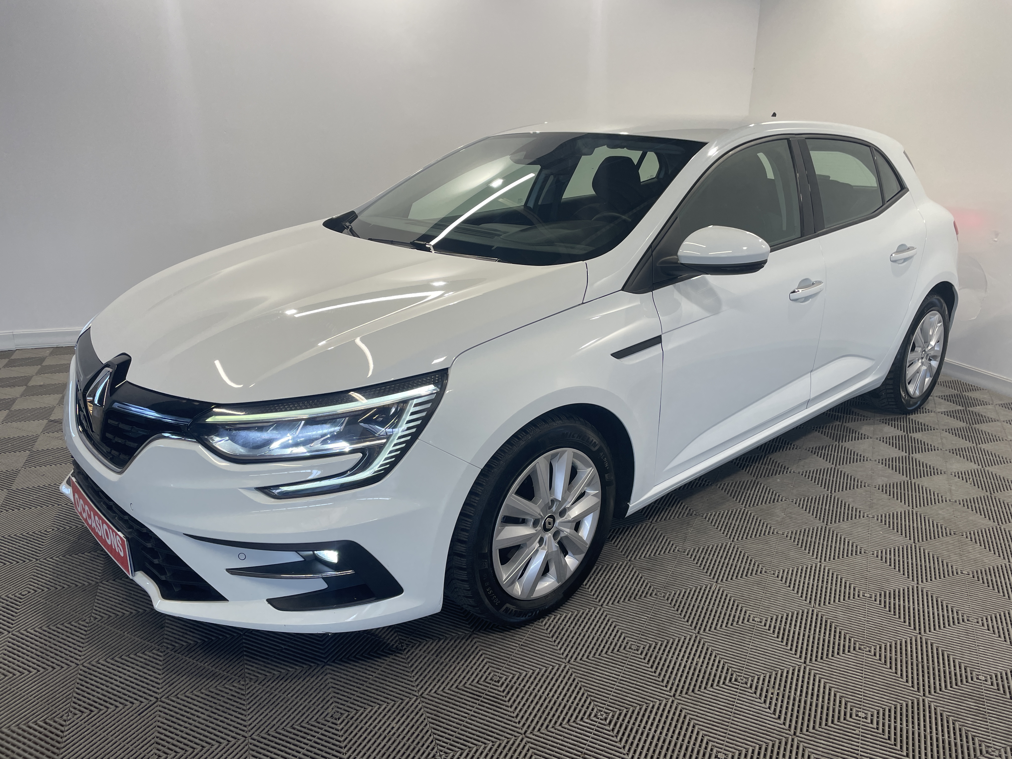RENAULT MEGANE IV BERLINE Blue dCi 115 - 21N Business d'occasion
