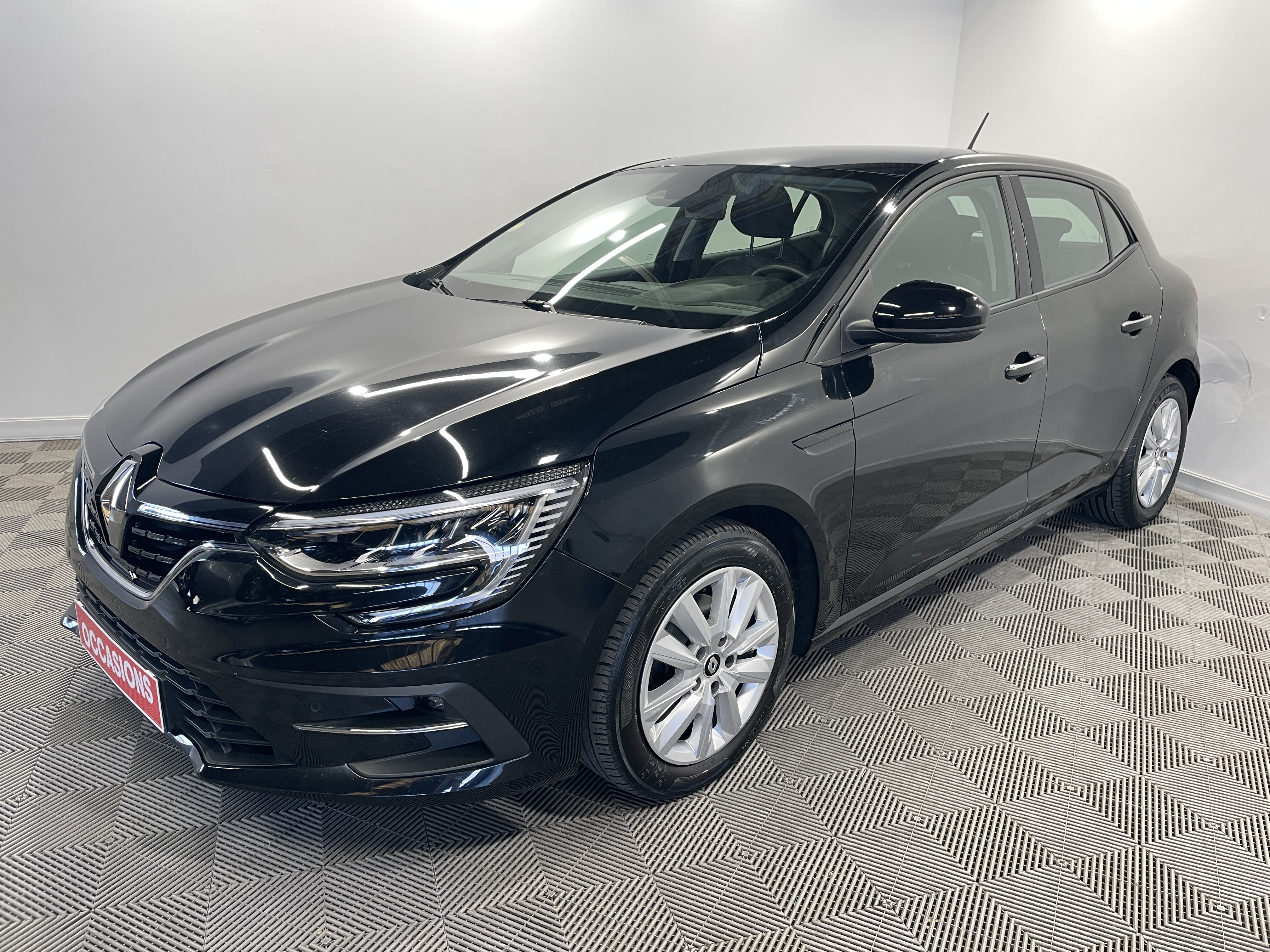RENAULT MEGANE IV BERLINE Blue dCi 115 - 21N Business d'occasion