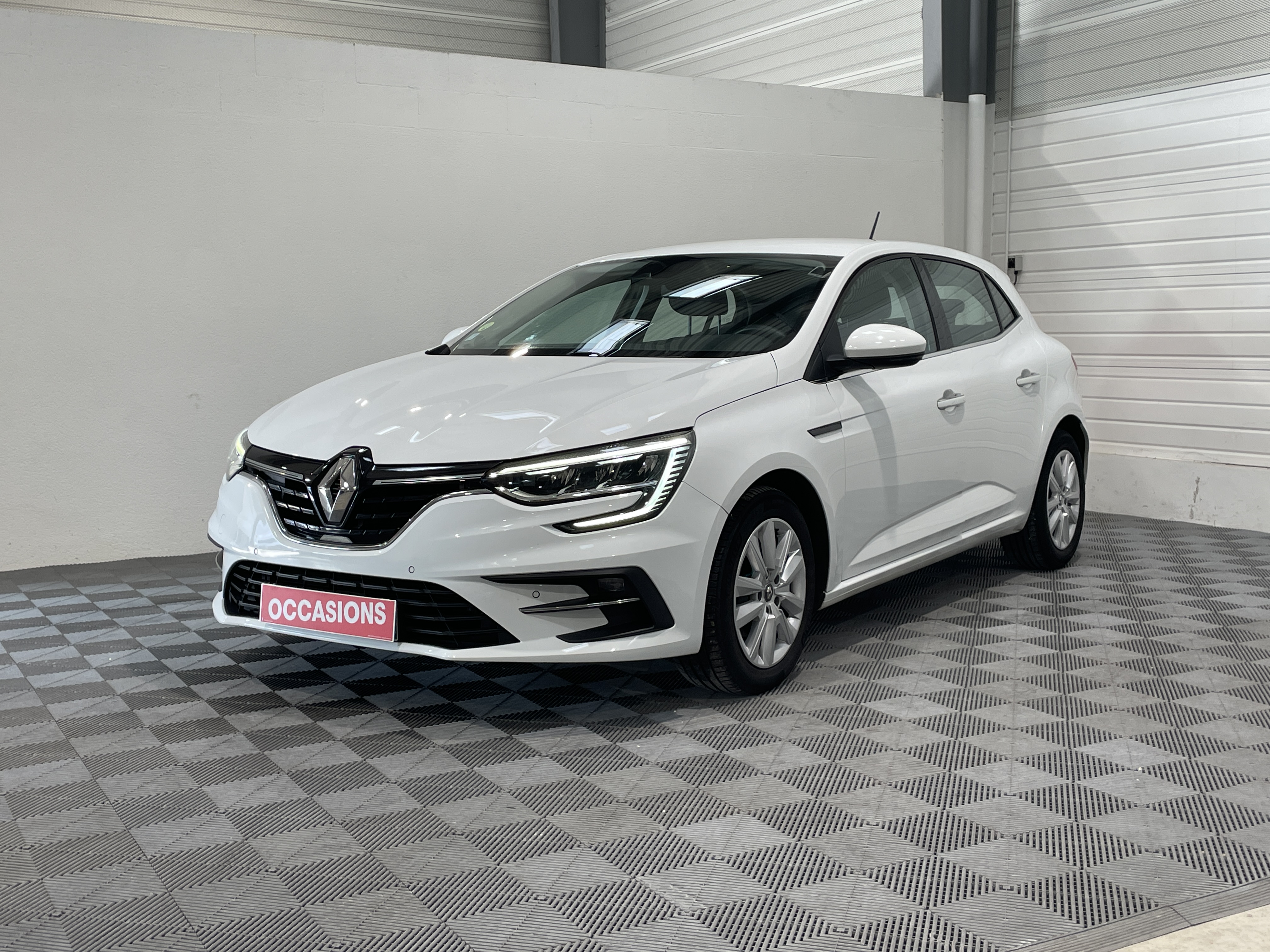 RENAULT MEGANE IV BERLINE Blue dCi 115 Business d'occasion