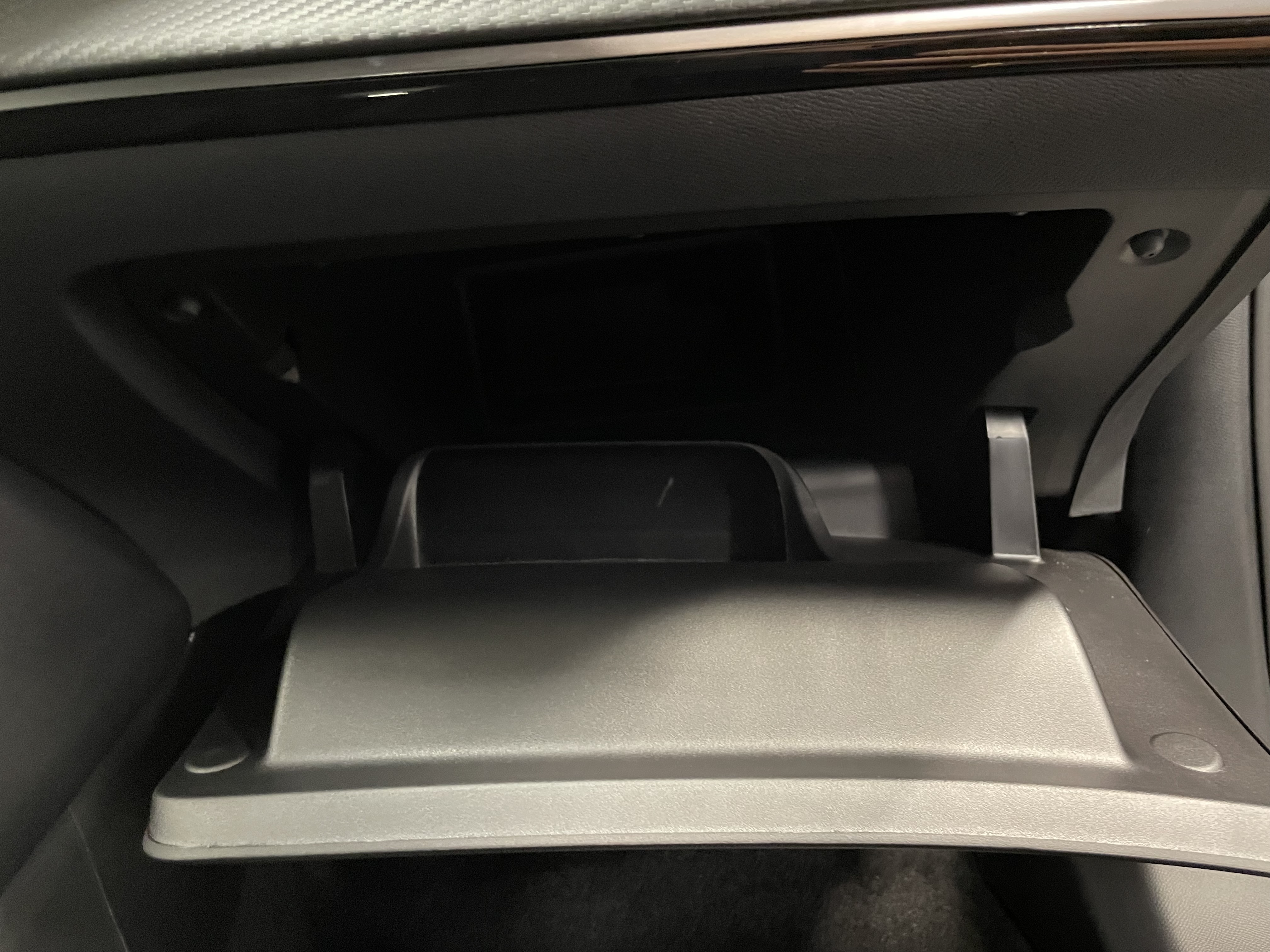 Photo 27 du véhicule PEUGEOT 2008