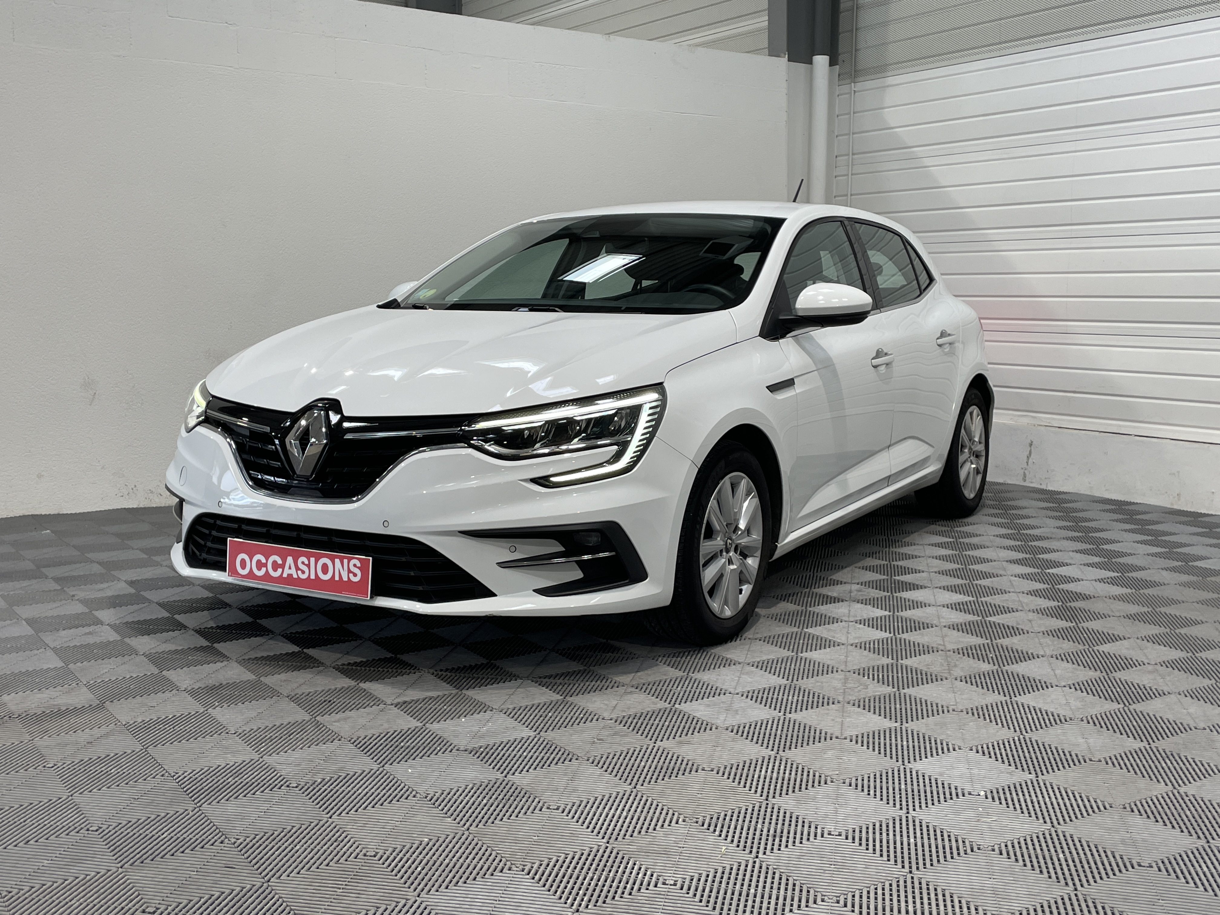RENAULT MEGANE IV BERLINE Blue dCi 115 - 21B Business d'occasion