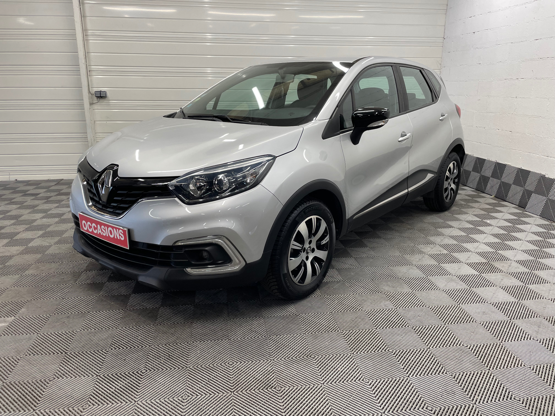 RENAULT CAPTUR BUSINESS dCi 90 E6C EDC Business d'occasion