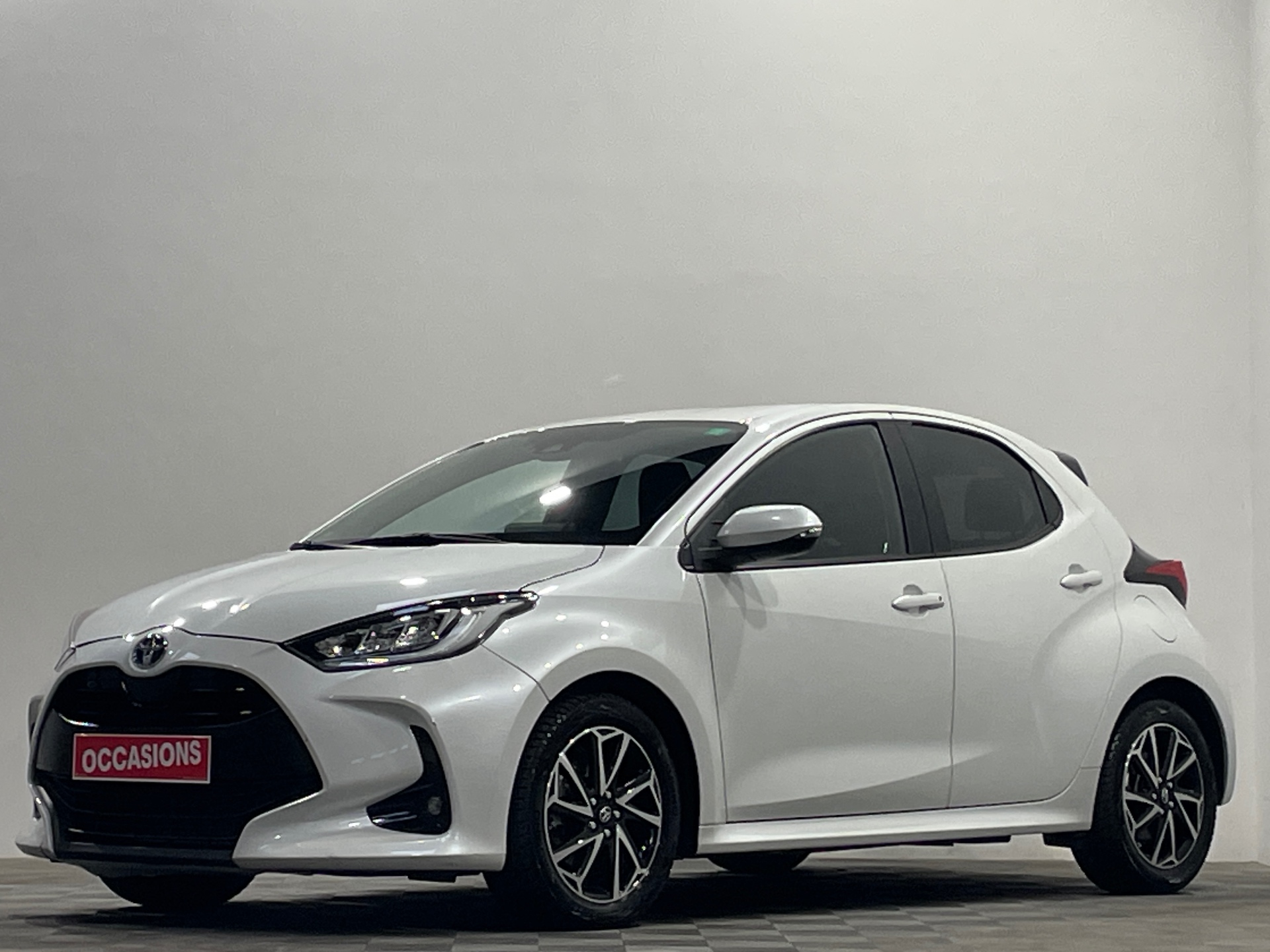 TOYOTA YARIS HYBRIDE MY22 116H DESIGN d'occasion